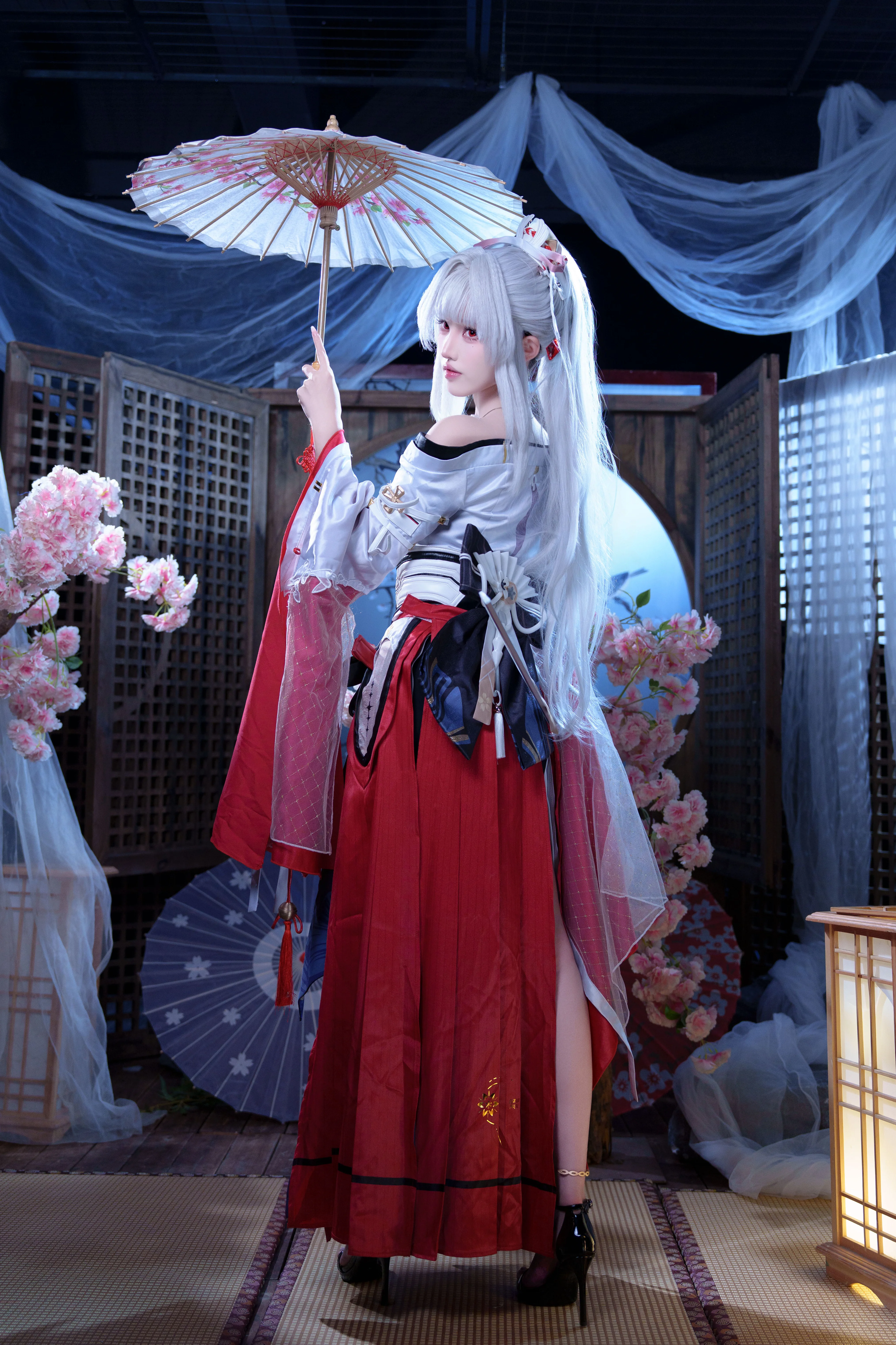 【绯雪cos】巫女的命数，由我斩断 - 第 4 张
