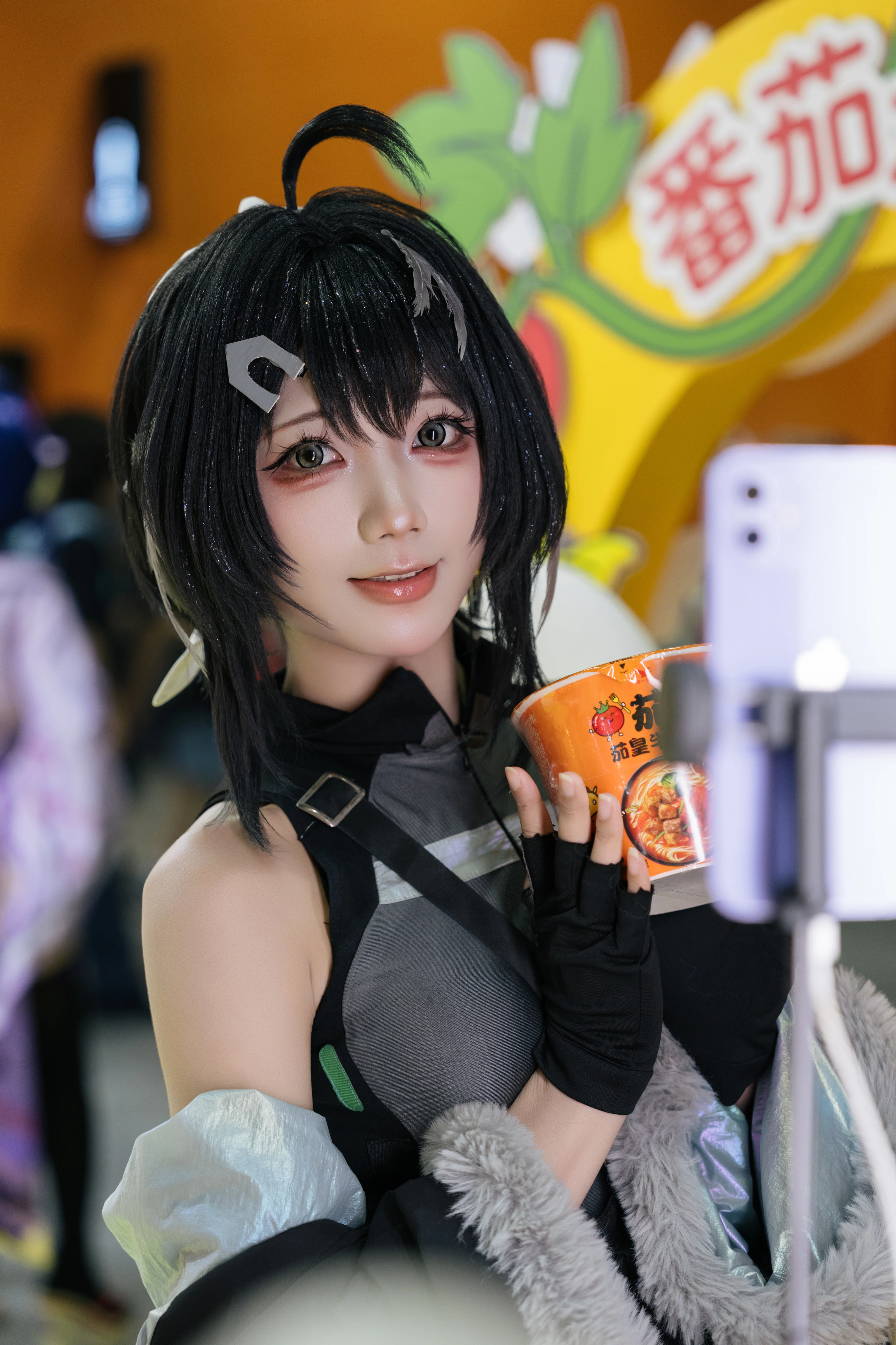 【羽毛笔cos】明日方舟萤火虫漫展D1的茄皇干饭时刻 - 第 8 张