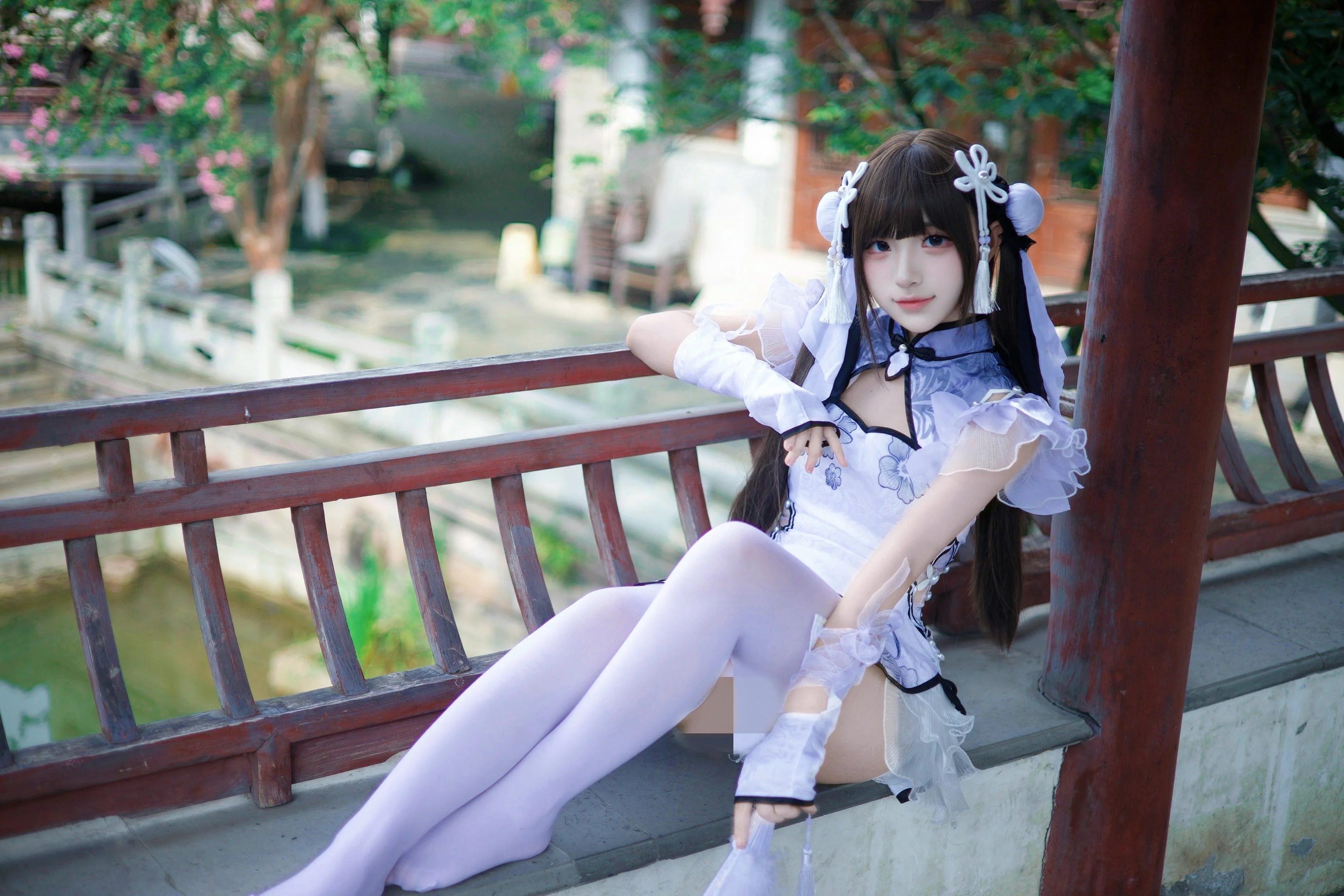 【殷紫萍cos】永劫無間的中式白衣，園林中還原醫女造型 - 第 2 張