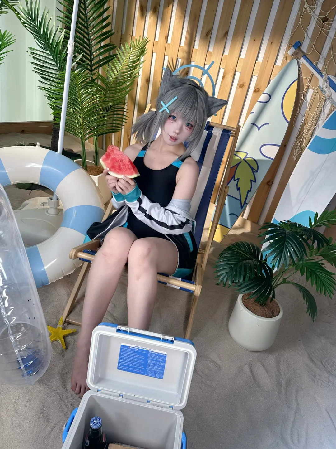【Shiroko Sunaookami Cosplay】Summer Beach and Watermelon Time in Blue Archive - Image 2