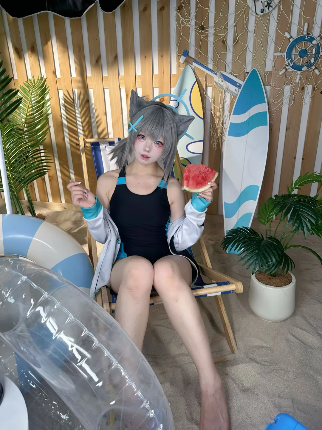 【Shiroko Sunaookami Cosplay】Summer Beach and Watermelon Time in Blue Archive - Image 3