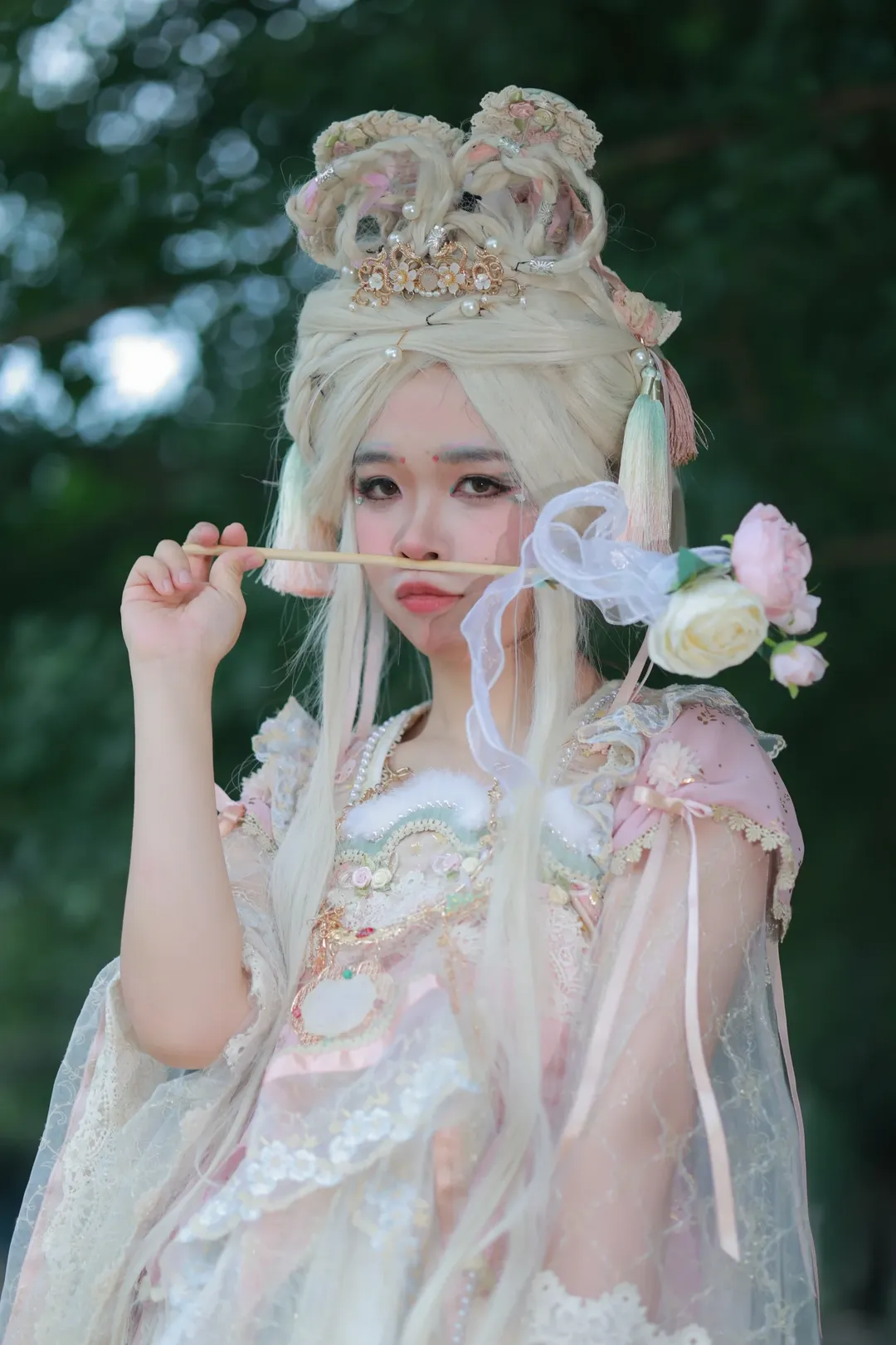 【未麻コスプレ】1枚目は『パーフェクトブルー』へのオマージュ、イベント直前のスタイルチェンジとお遊びショット - 3 枚目
