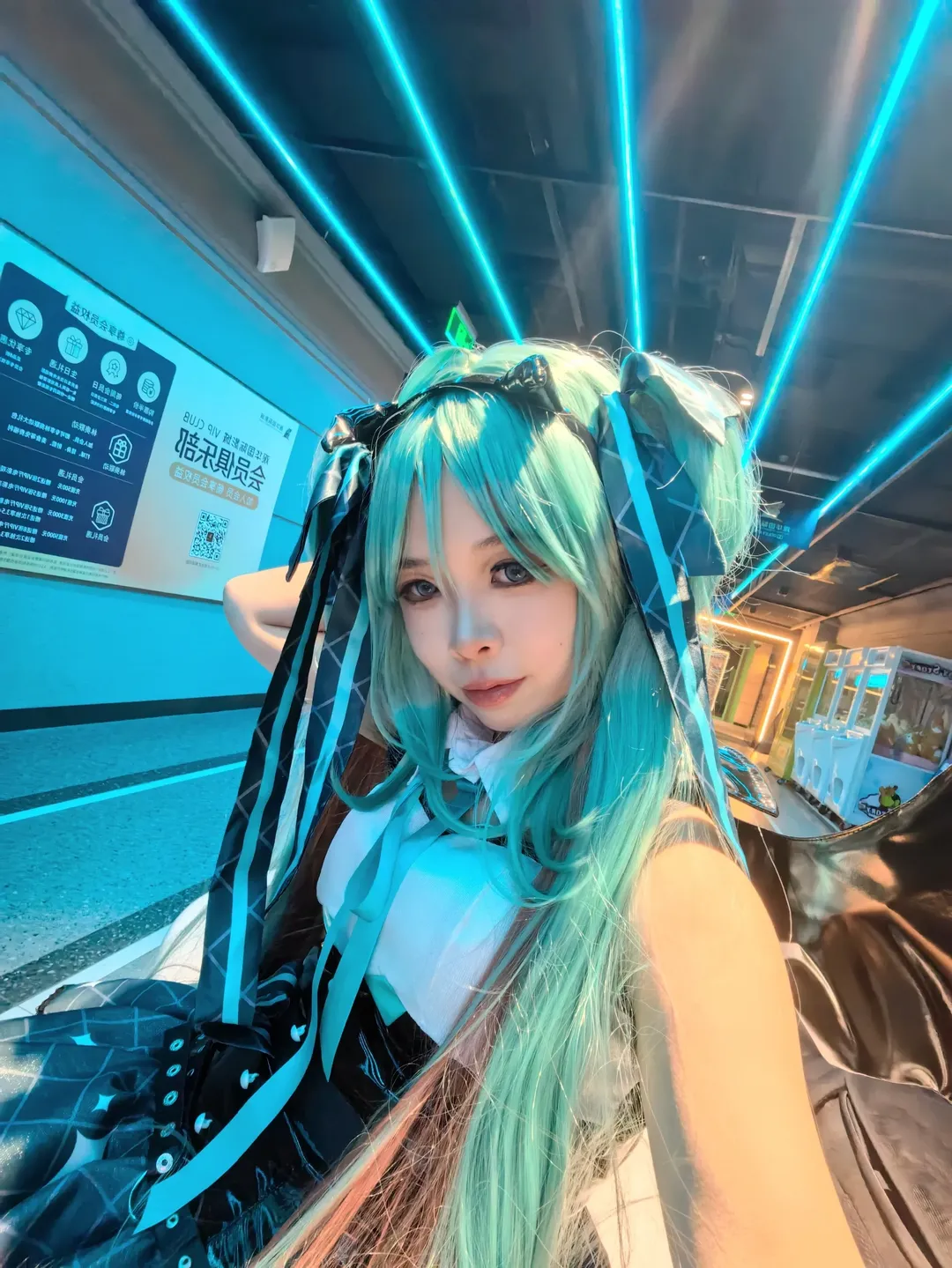 【初音未來cos】賽博朋克走廊探店拍攝滑鐵盧 - 第 2 張