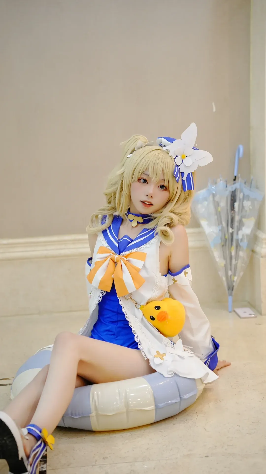 【芭芭拉cos】夏日水上乐园，清凉泳装与微笑 - 第 4 张