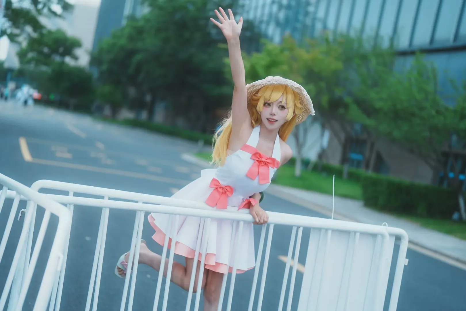 【忍野忍コスプレ】化物語の金髪吸血鬼、夏の街角アーカイブ - 6 枚目