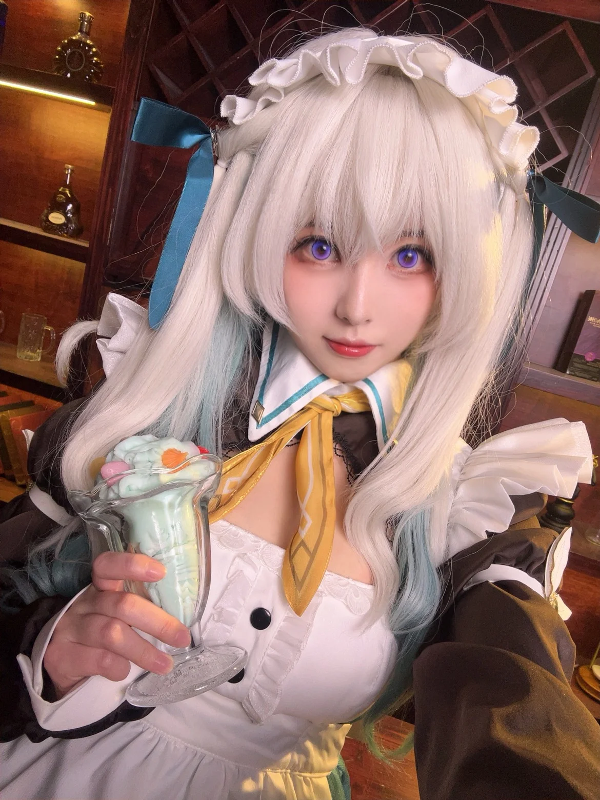 【流萤cos】崩坏星穹铁道，当一天复古酒吧的甜点师 - 第 2 张