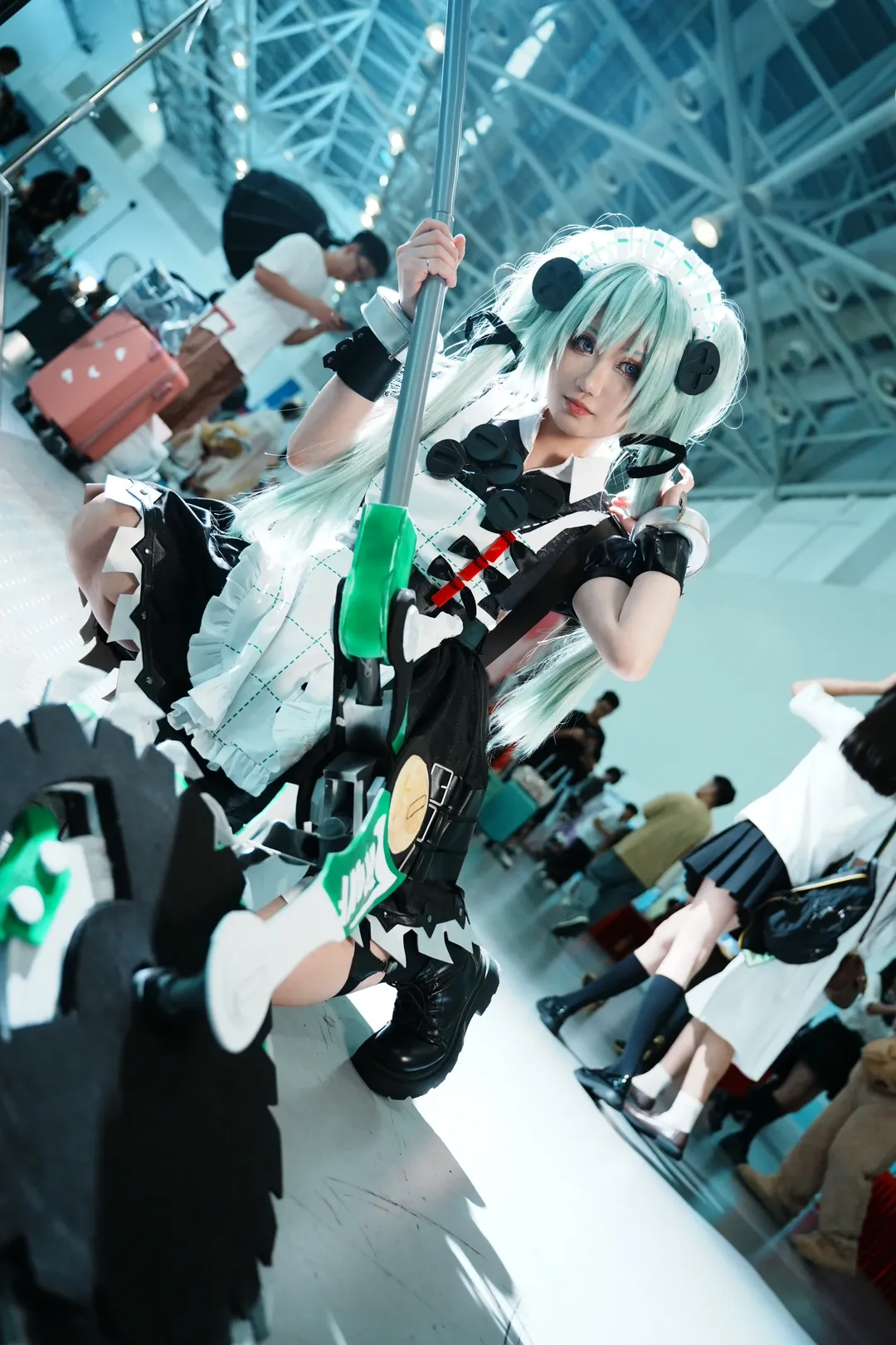 【Corin Wickes cosplay】Zenless Zone Zero: Chainsaw Housekeeping Maid Convention Combat Field Sharing - Image 14