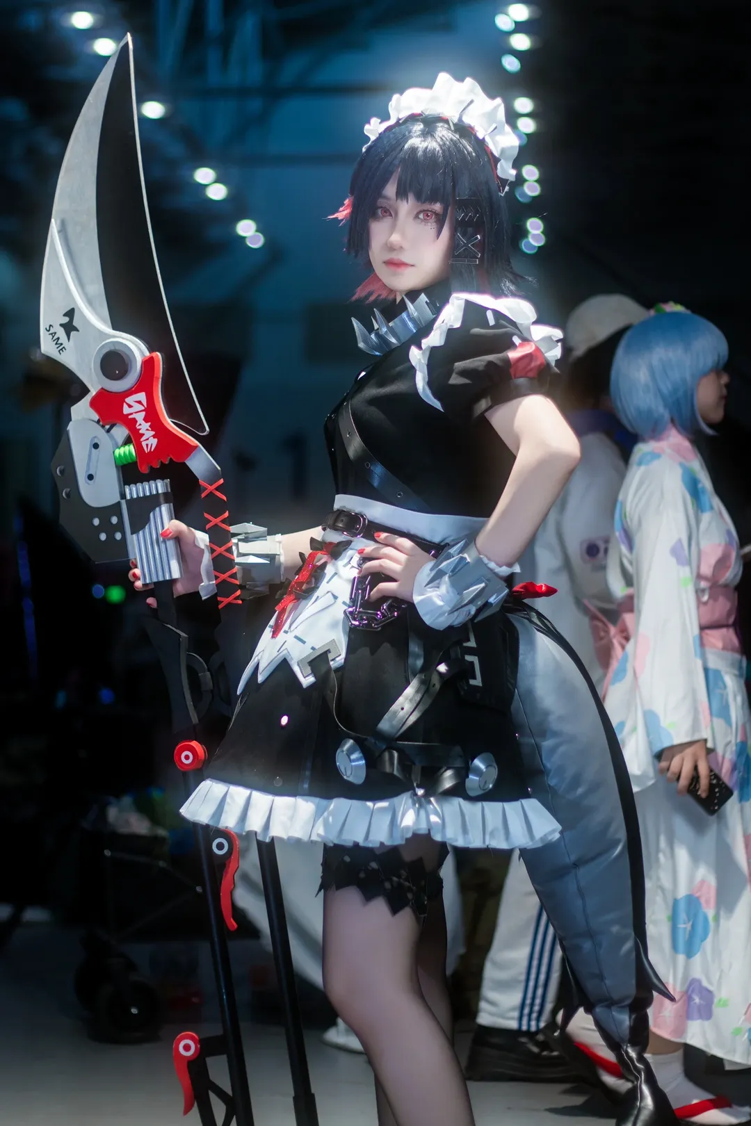 [Ellen Joe cosplay] Zenless Zone Zero's shark maid on convention duty today - Image 5
