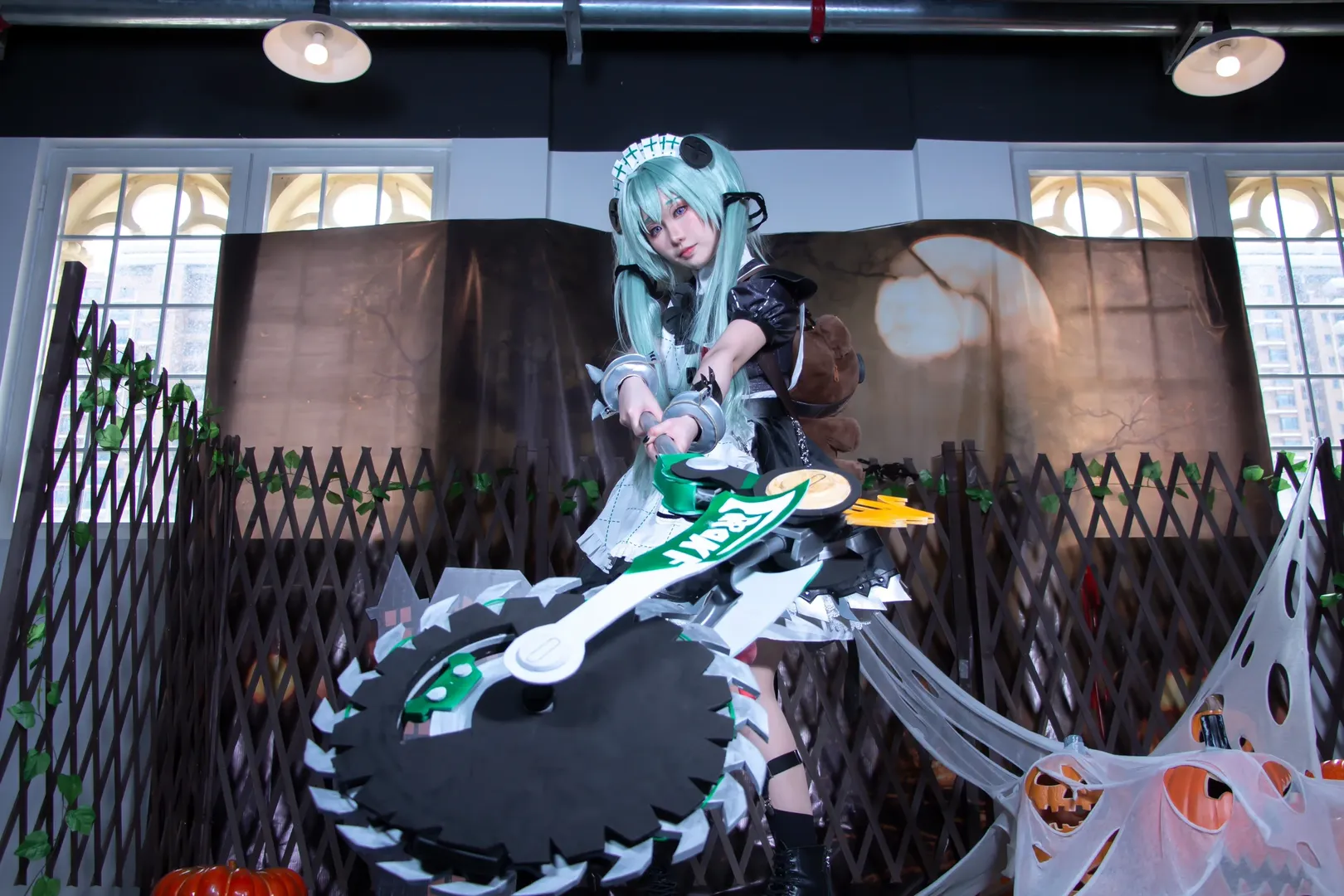 [カリン コスプレ] ゼンレスゾーンゼロ メイドのイベント円のこぎり実録 - 2 枚目