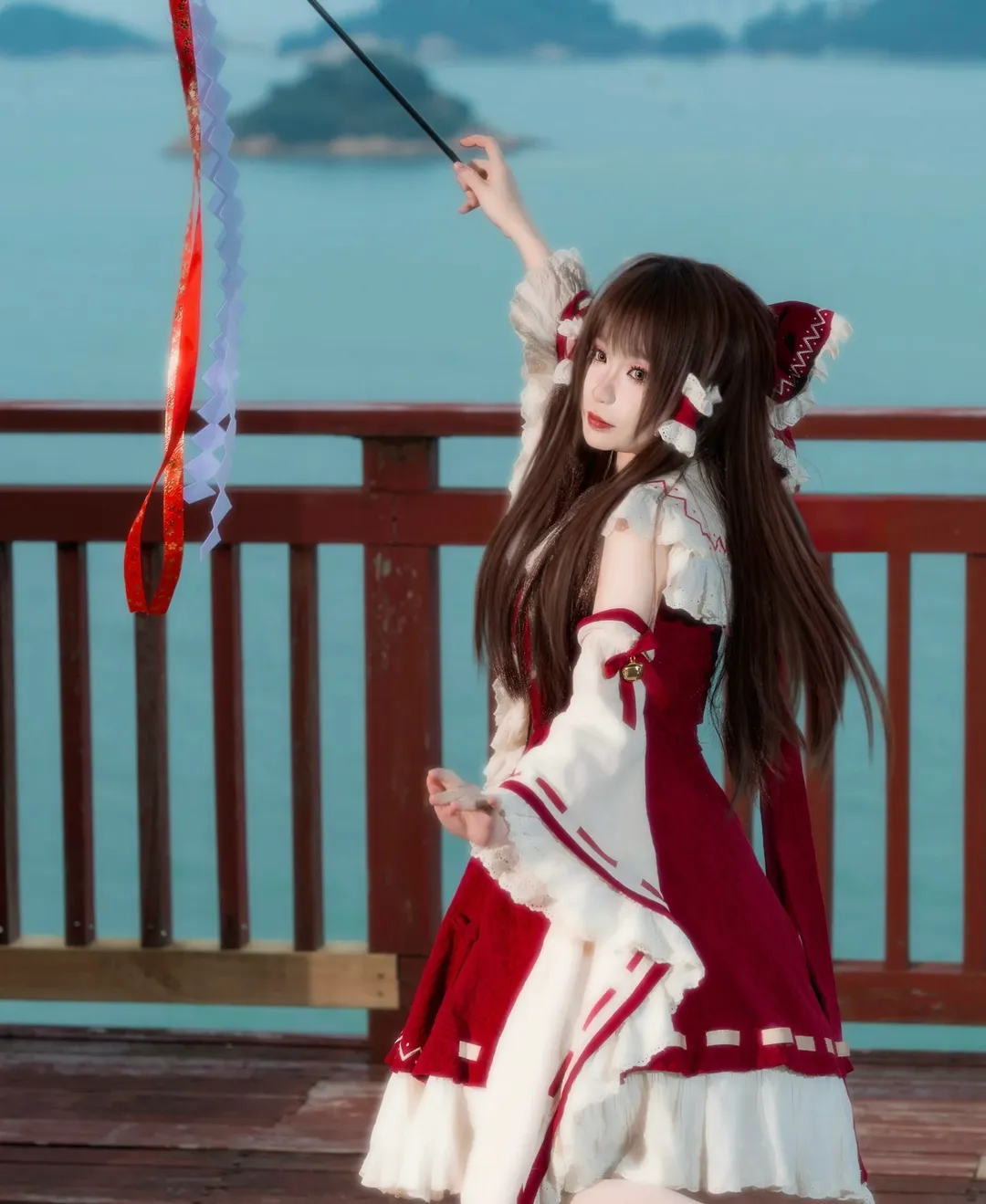 【博丽灵梦cos】珠海户外的红白巫女，御币与狐面的神社物语 - 第 4 张