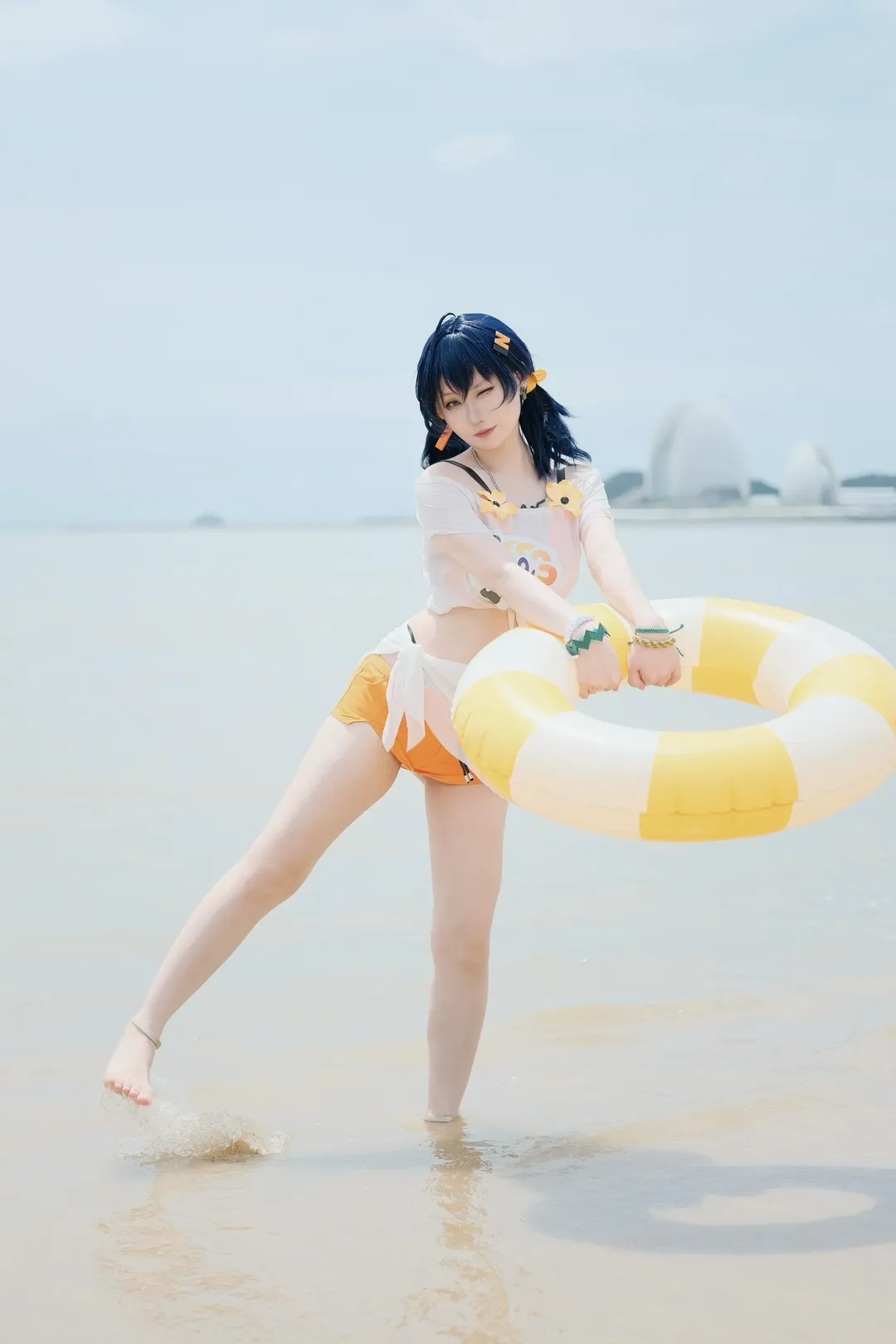 【铃cos】绝区零夏日海边的元气一瞬 - 第 1 张