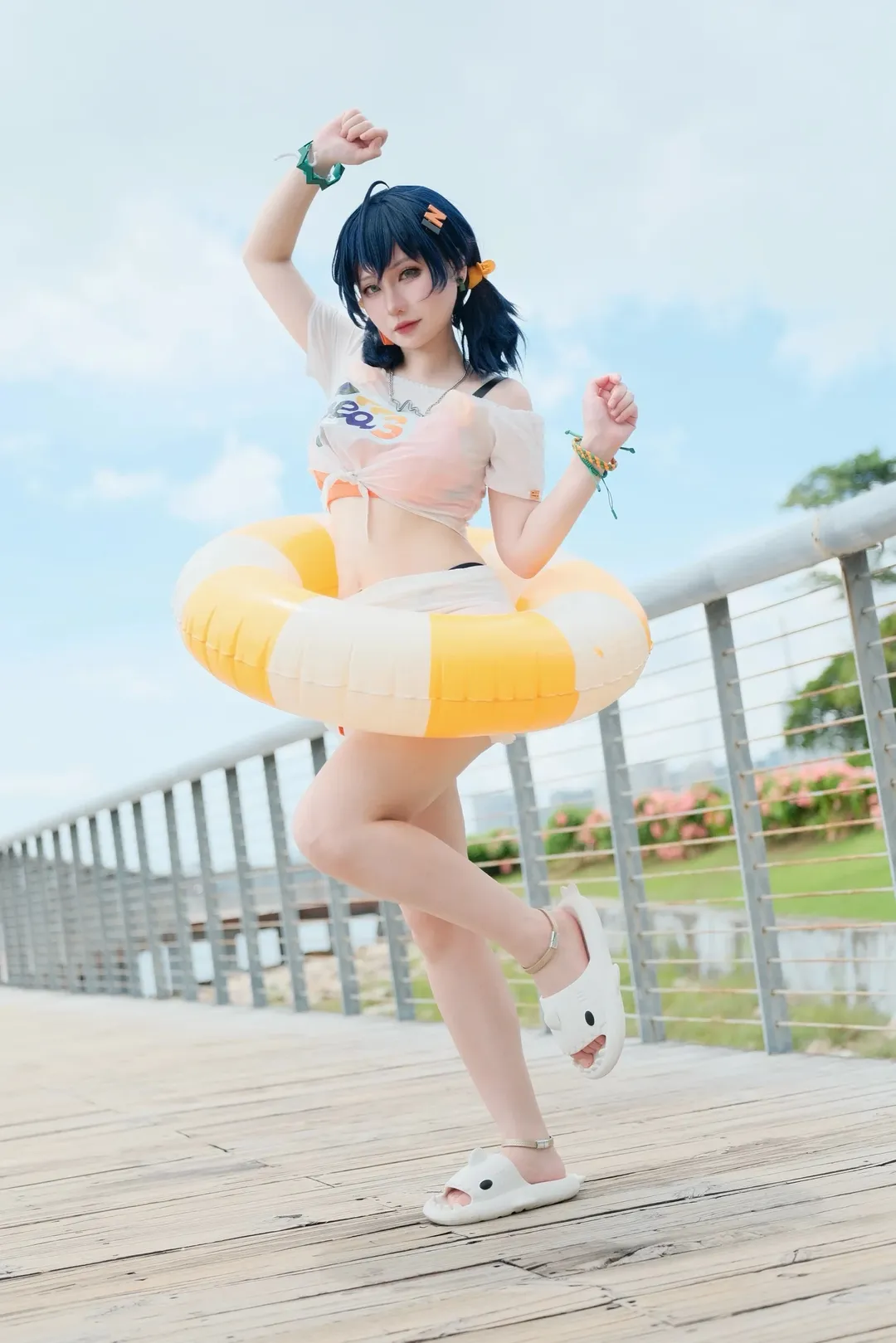 【铃cos】绝区零夏日海边的元气一瞬 - 第 6 张