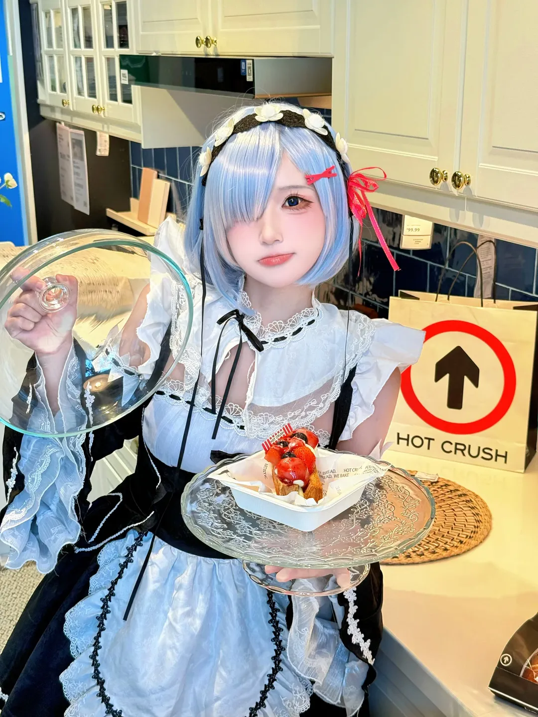 【雷姆cos】從零開始的異世界生活，今天是被香氣勾住腳的藍髮女僕 - 第 1 張