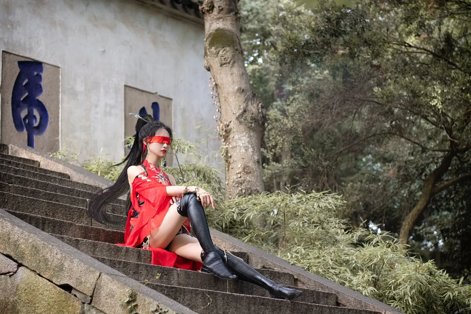 【Ning Hongye cosplay】NARAKA: BLADEPOINT Kunlun Mystic Crimson Maiden (Hongchuan Fairy): Full Aura Even Blindfolded and Bound - Image 5