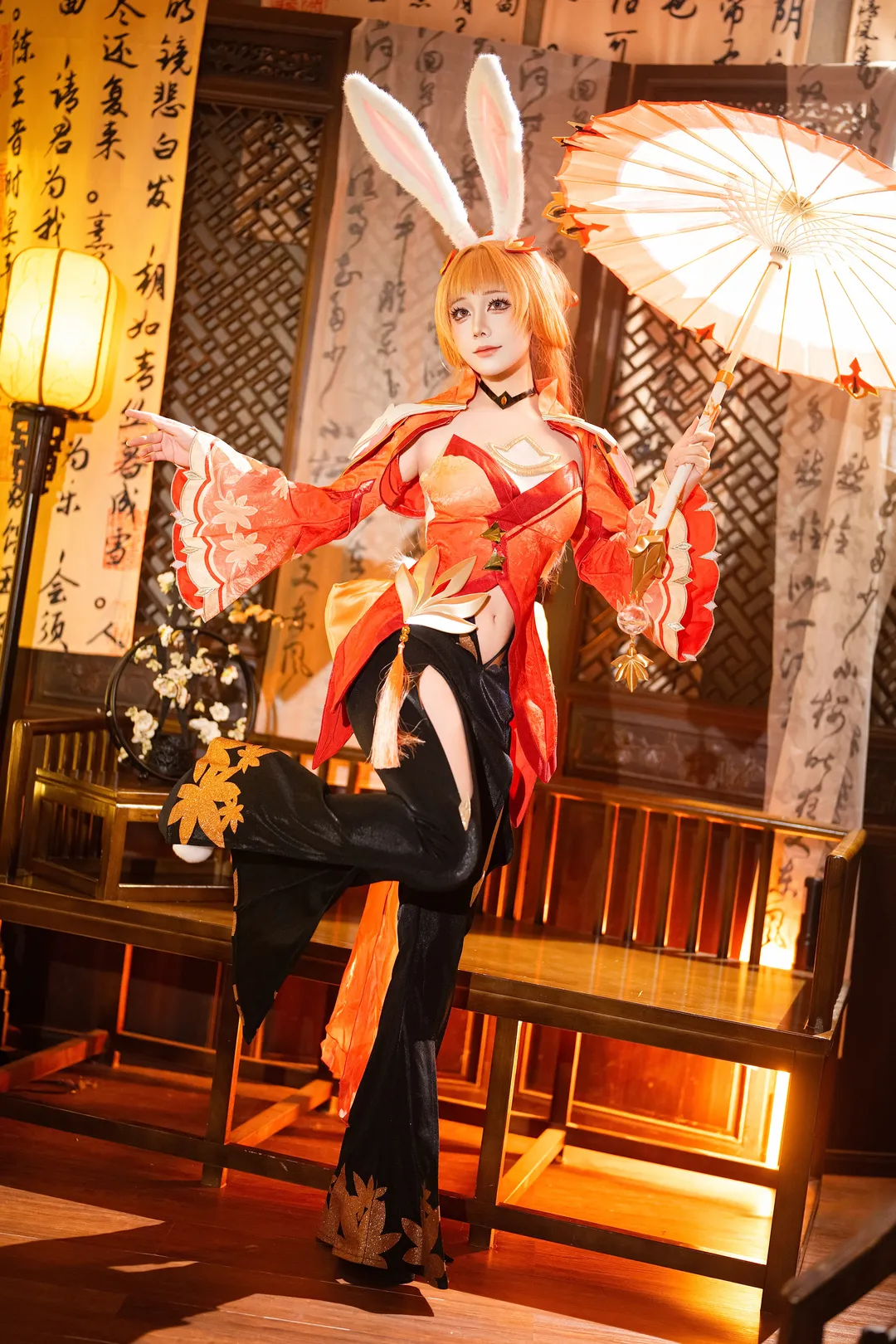 【公孫離cos】紅黑古風下的靈動兔耳，傘舞遊園 - 第 4 張