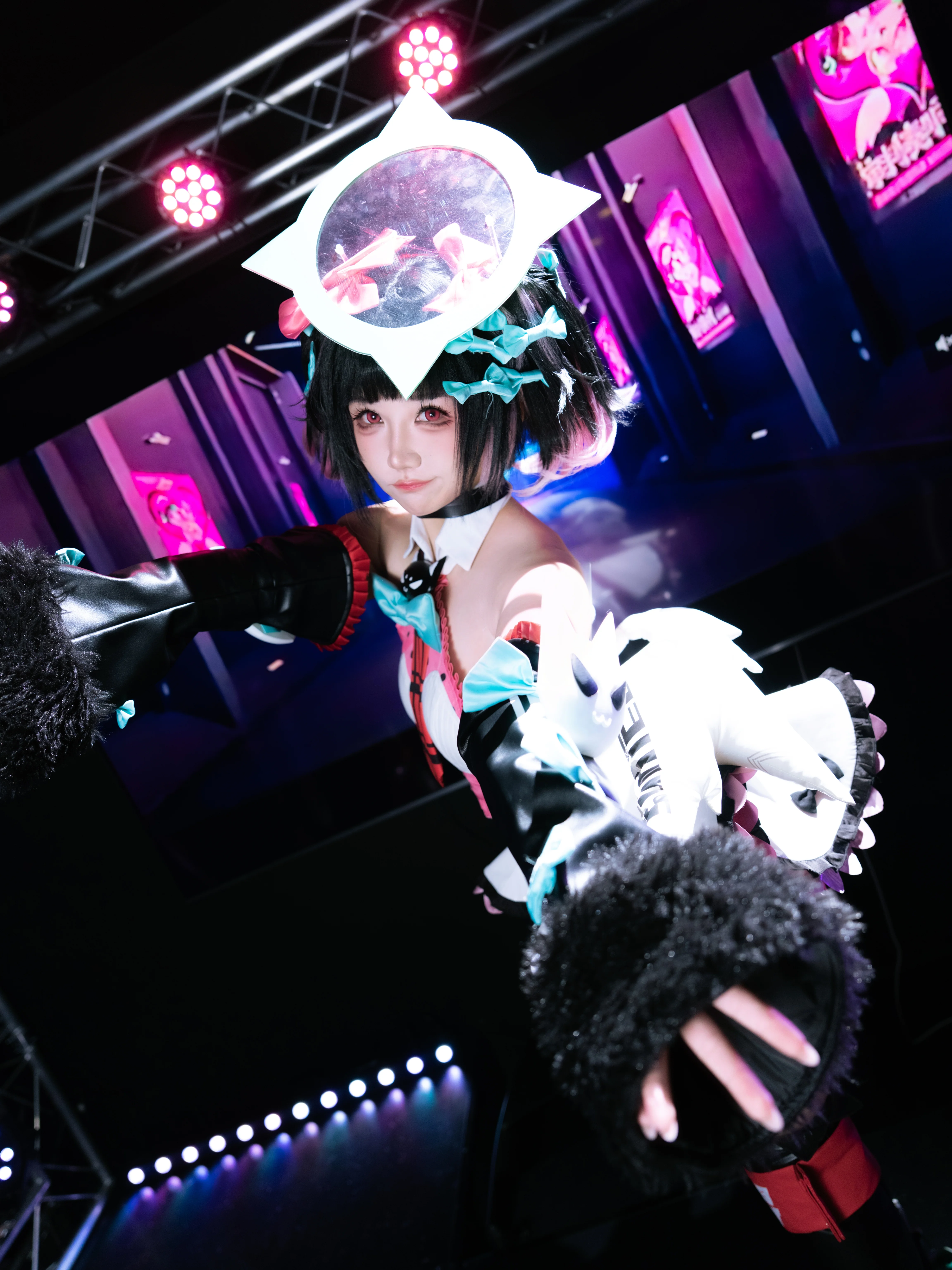 【南宫羽cos】绝区零里小队长爱的抱抱 - 第 1 张
