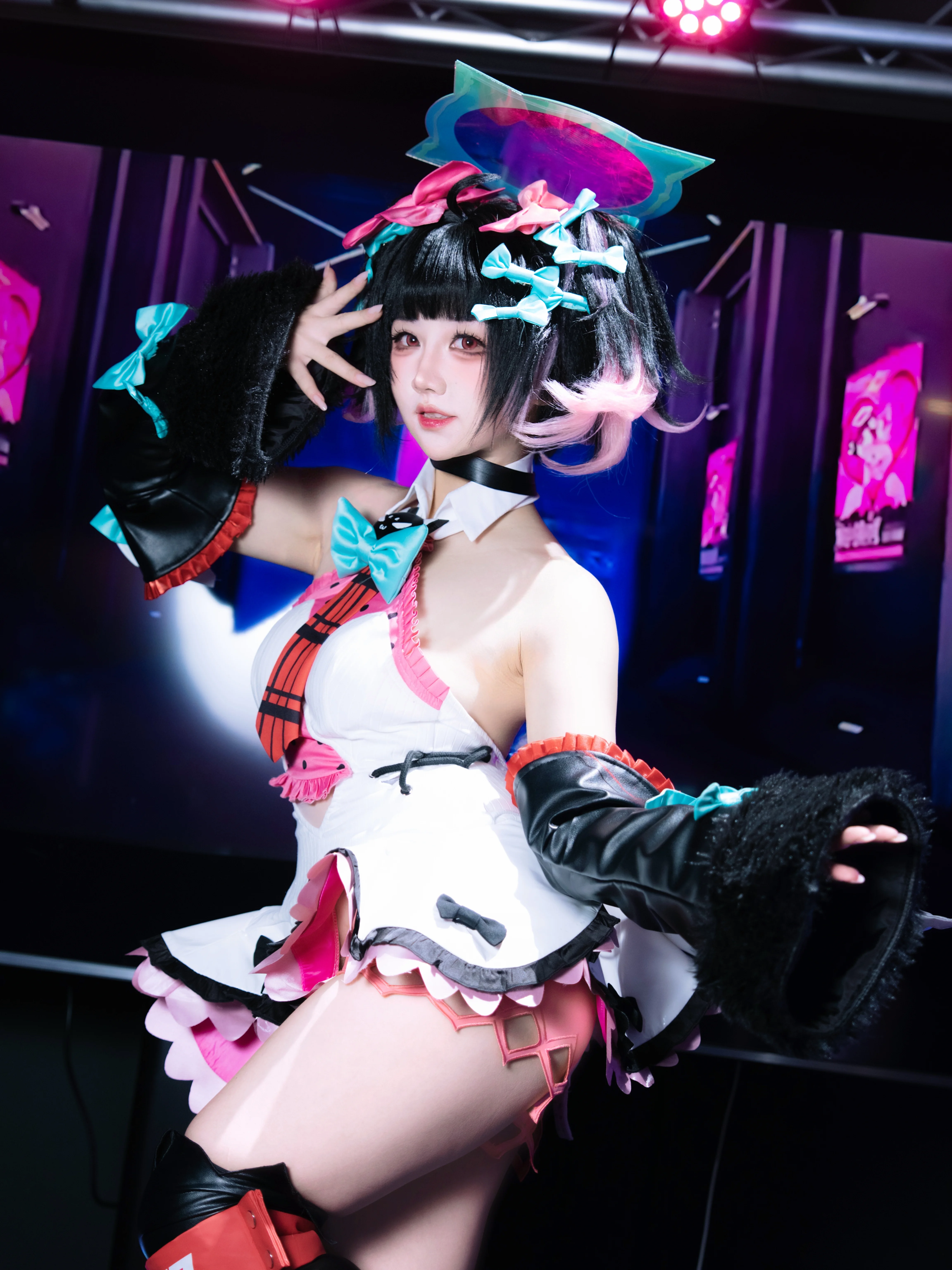 【南宫羽cos】绝区零妄想天使，舞台聚光灯下的定格 - 第 1 张