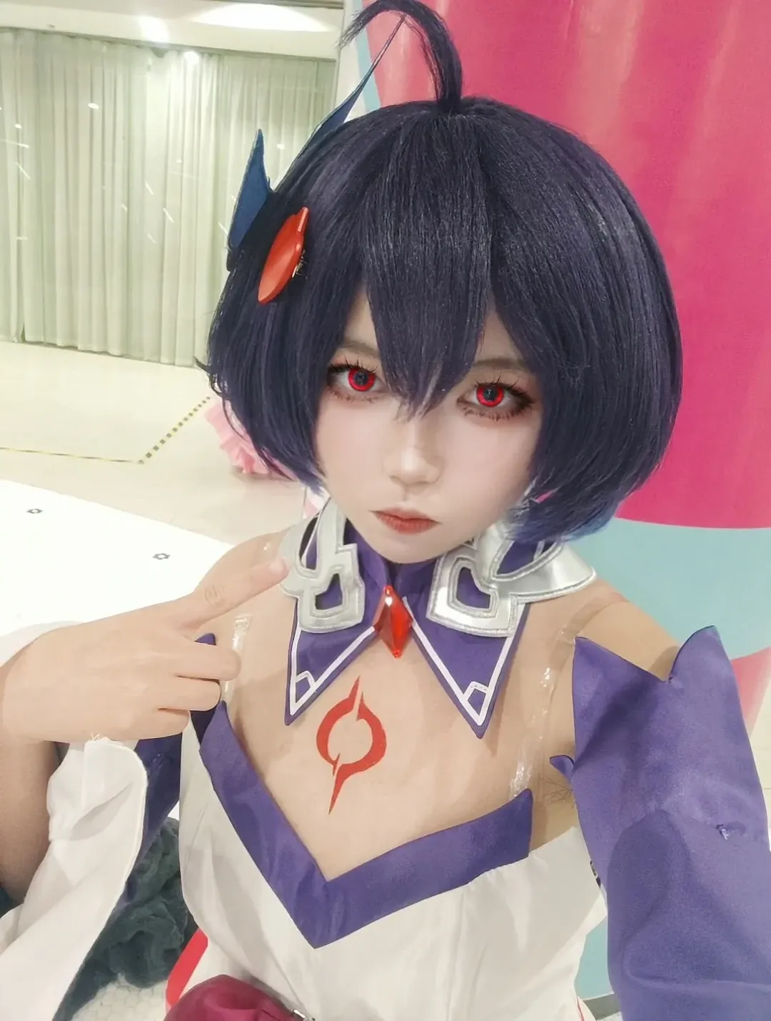 【希儿芙乐艾cos】崩坏三里红蓝双瞳的反差演绎 - 第 2 张