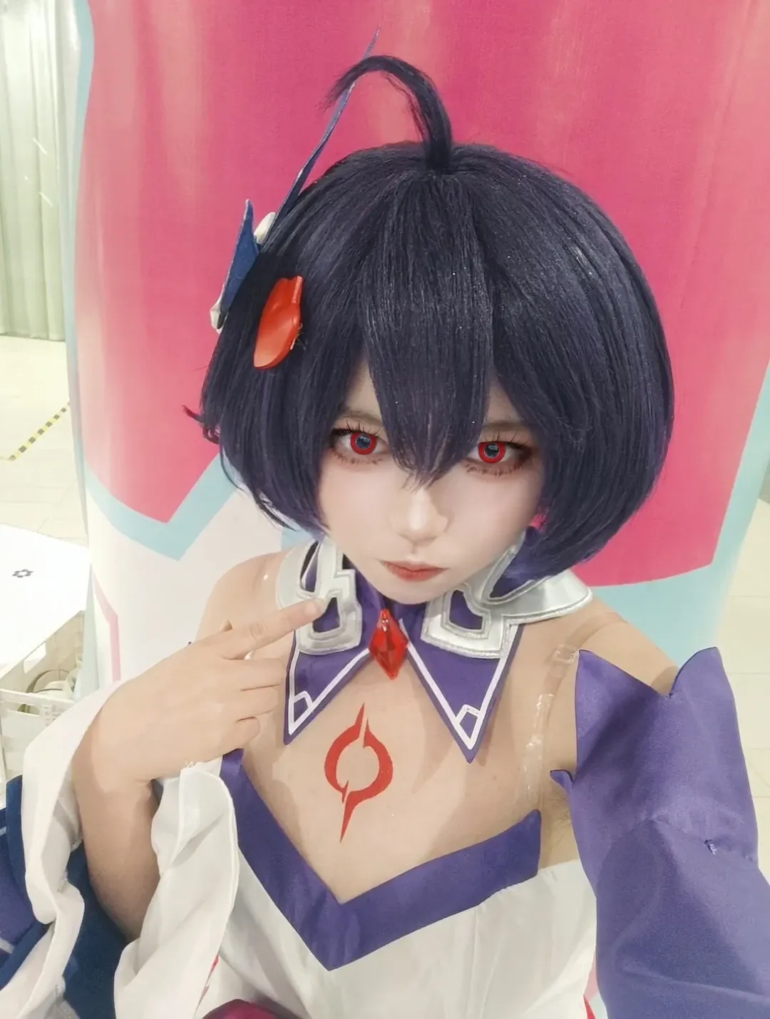 【希儿芙乐艾cos】崩坏三里红蓝双瞳的反差演绎 - 第 4 张