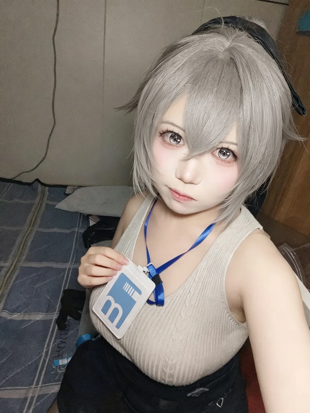 【布洛妮婭cos】崩壞三的銀灰少女，生日快樂 - 第 3 張