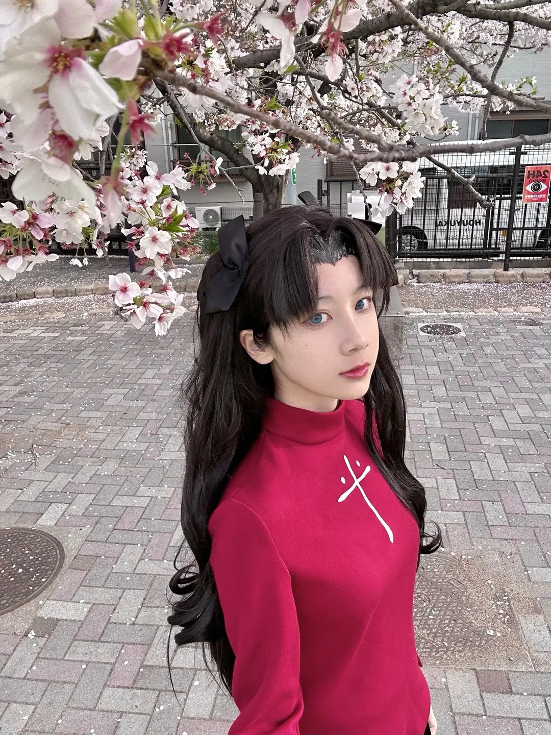 【远坂凛cos】漫步在东京樱花下的校园随拍 - 第 2 张