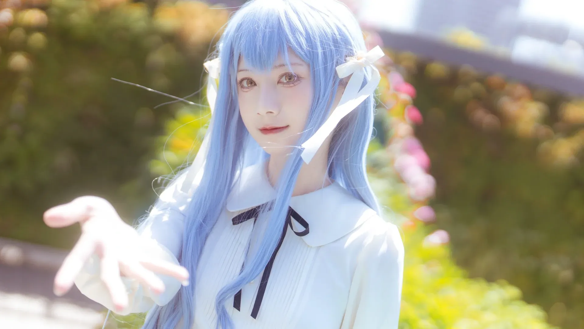 【豊川祥子 コスプレ】春の屋上庭園での出会い - 12 枚目