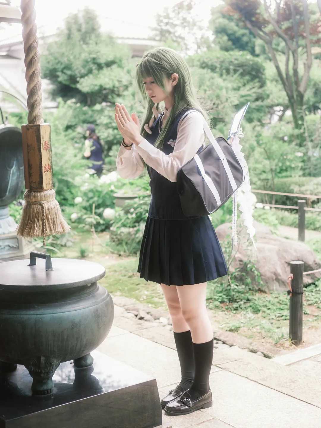 【东风谷早苗cos】平成18年的绣球花海，定格在妙乐寺的初夏时光