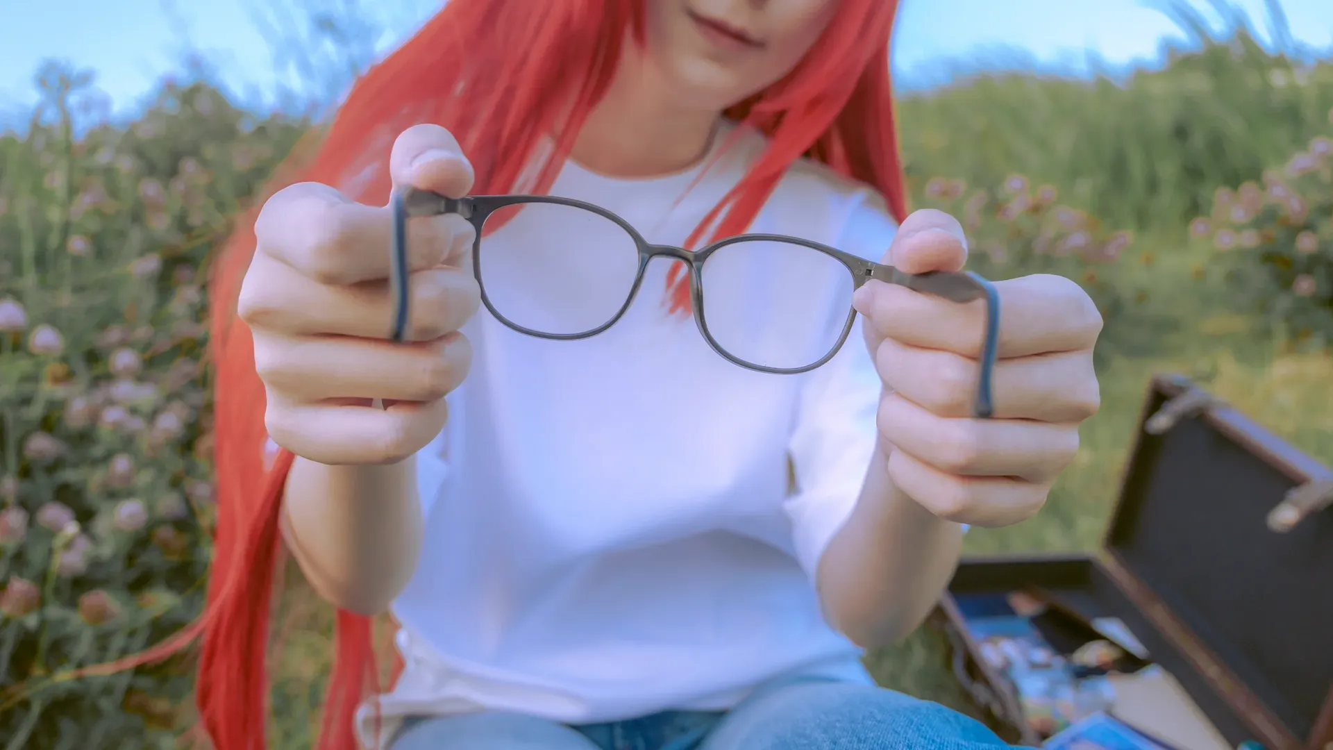【蒼崎青子cos】魔眼殺眼鏡和復古木箱，月姬重製版戶外氛圍感寫真 - 第 3 張