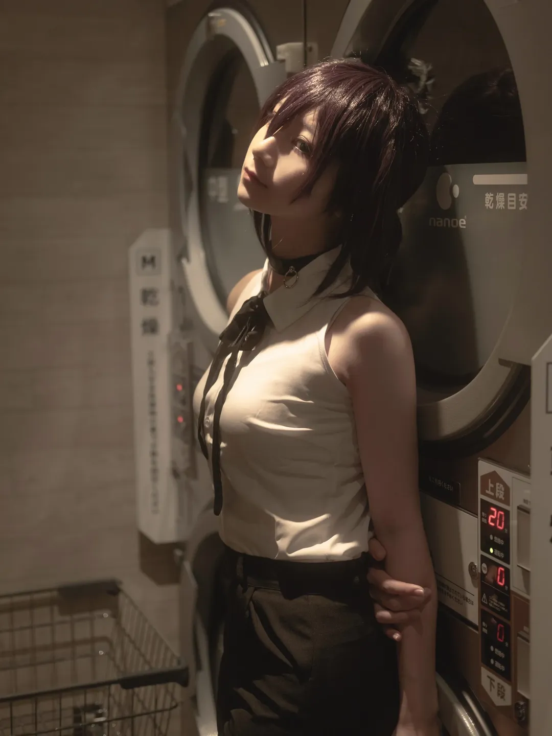 [Reze Cosplay] Damp Longing: Frozen Moments in the Rainy Night and Street Corners - Image 3
