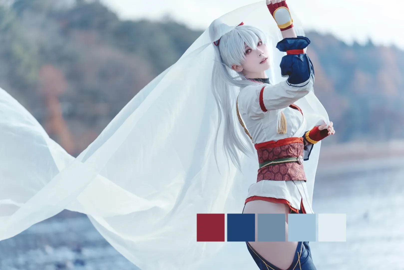 【Tomoe Gozen Cosplay】White Veils and Lake Light: Serene Moments in Fate/Grand Order Outdoor Photography - Image 4