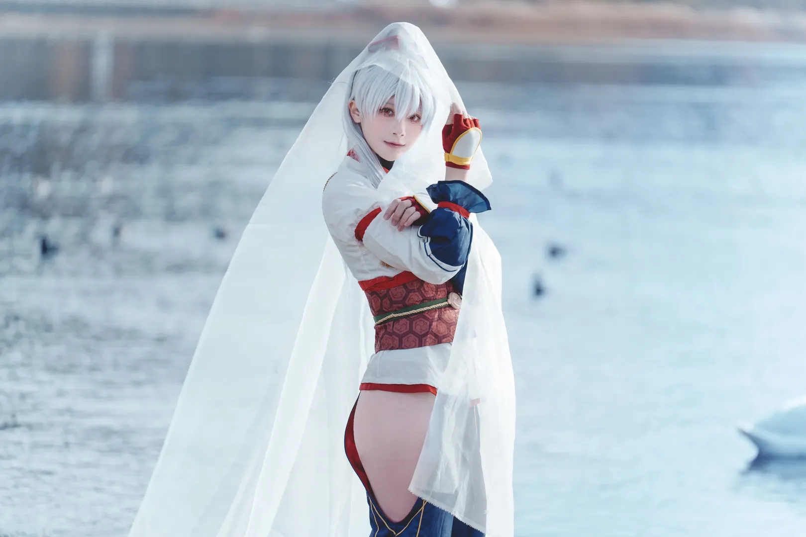 【巴御前cos】白纱与湖光，FGO外景的宁静瞬间