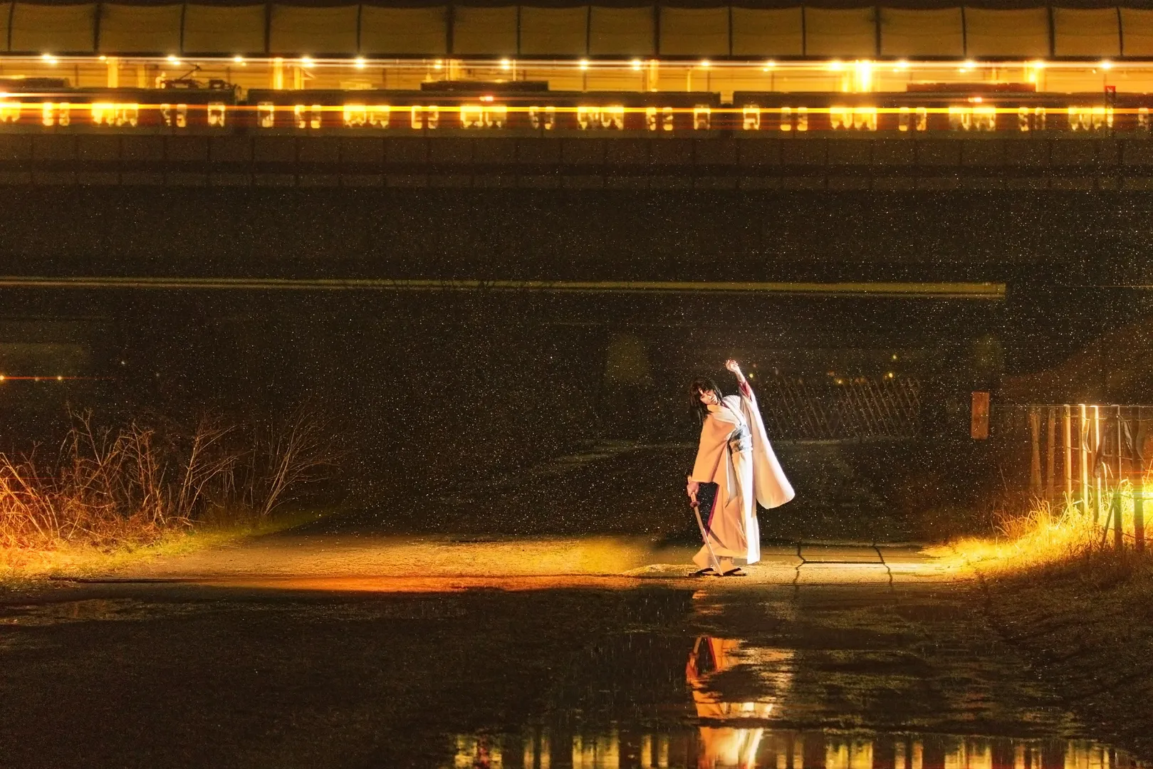 【両儀式 コスプレ】聖蹟桜ヶ丘の雪夜、『空の境界』の下での再会 - 3 枚目
