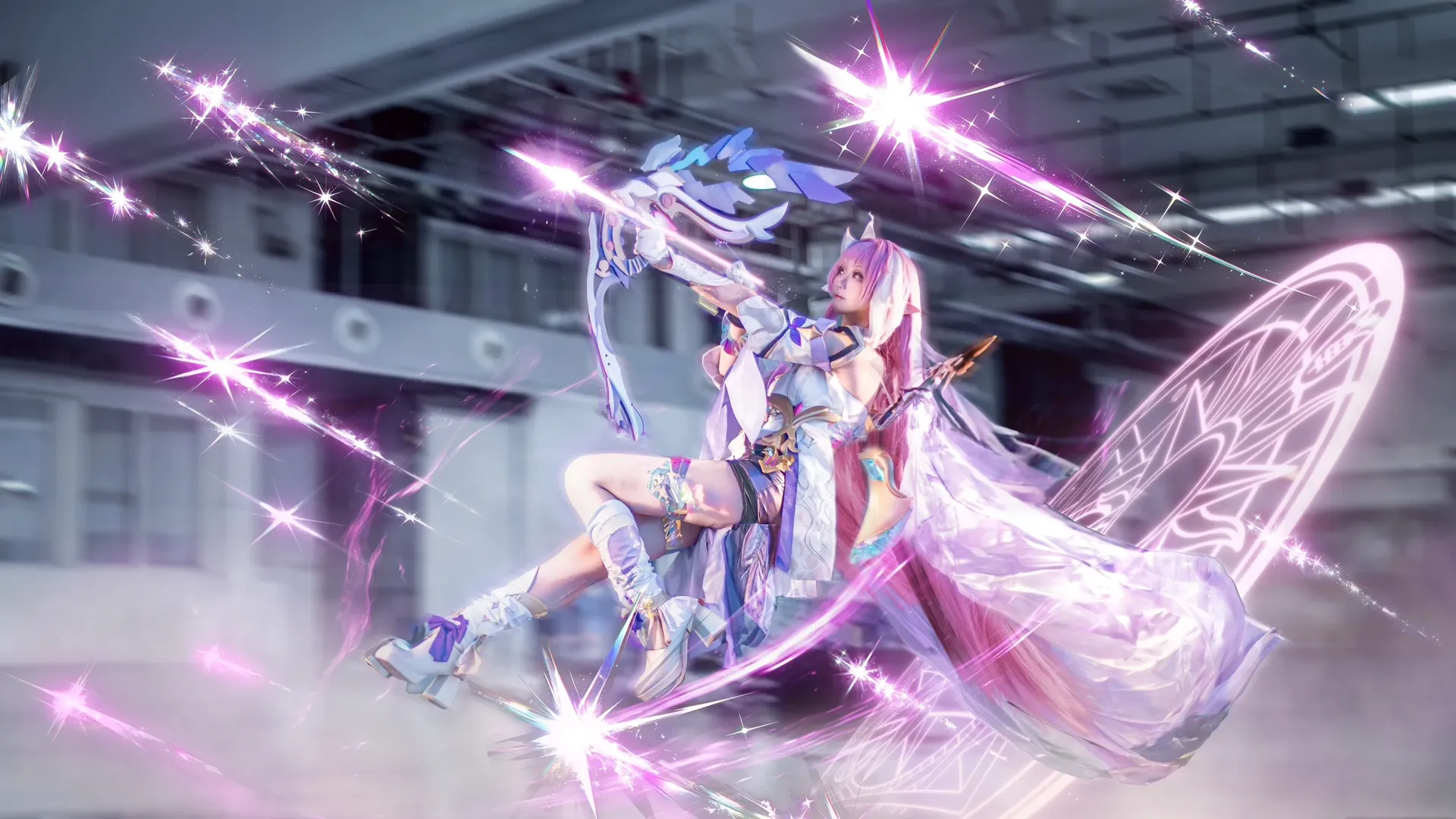 【爱莉希雅cos】人之律者的绚丽瞬间，粉色星光飞舞 - 第 1 张