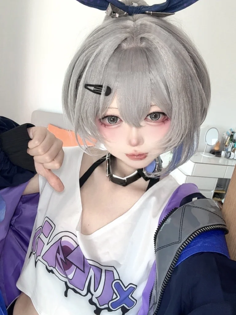 【银狼cos】崩坏星穹铁道三星联动冷脸萌分享 - 第 1 张