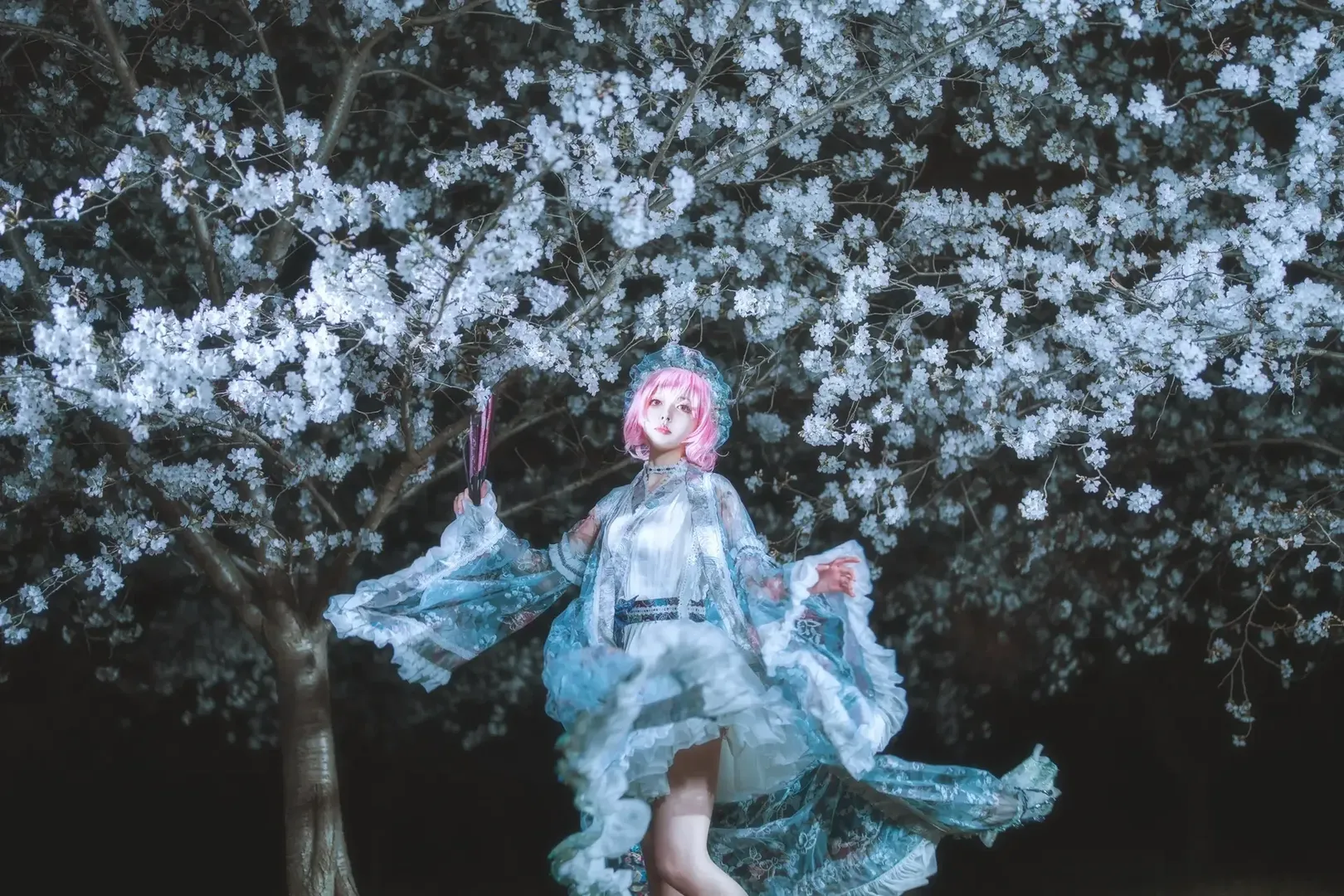 【西行寺幽幽子cos】夜色墨染樱下的东方Project夜樱幻境