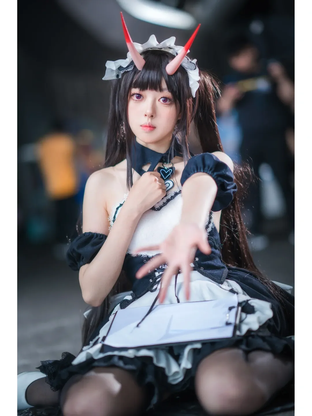 【能代cos】CP29上的女僕裝能代，這套“需要少冰嗎？”皮膚真的太甜了。 - 第 8 張