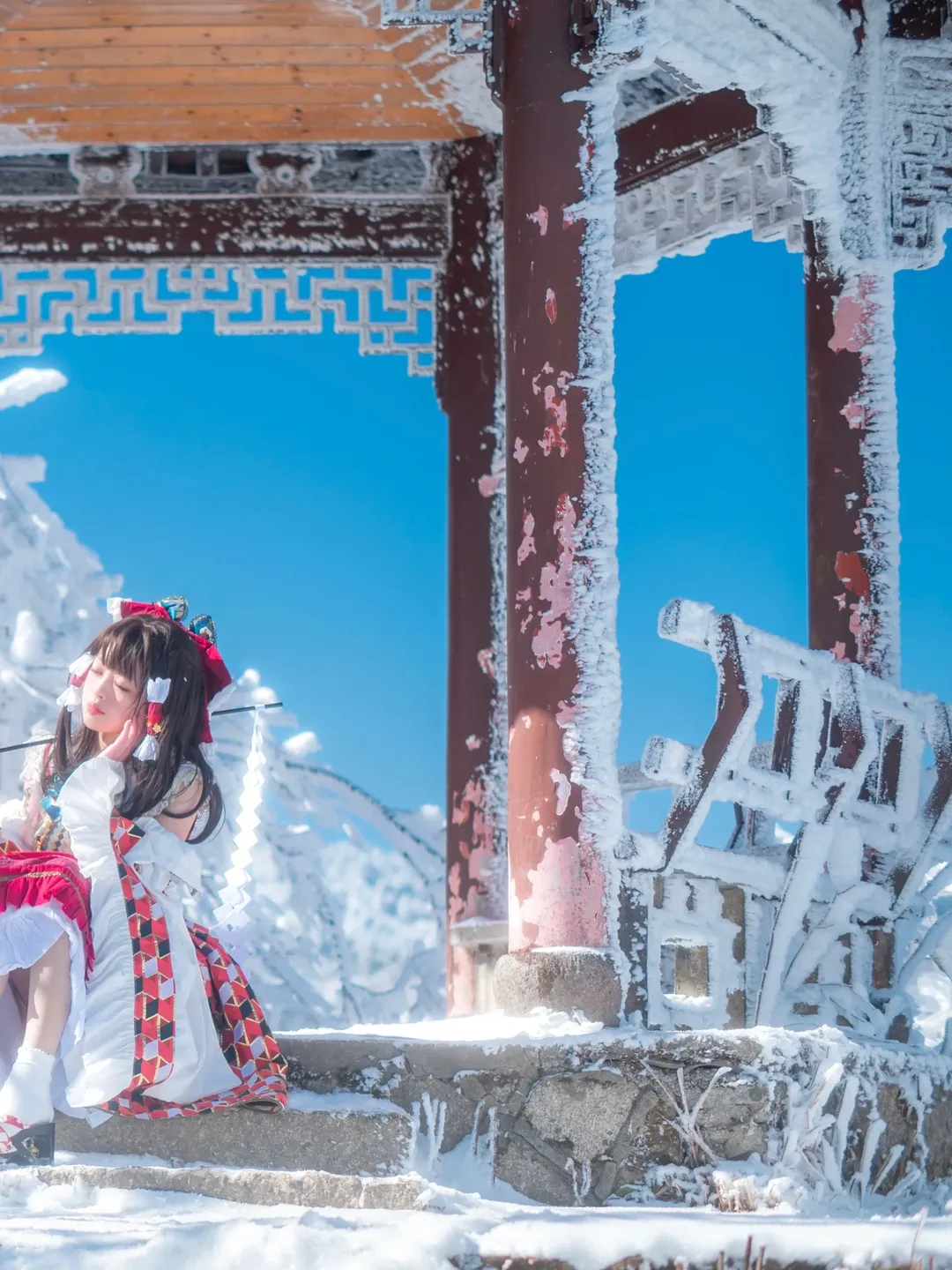【博麗靈夢cos】東方Project城管雪山小憩的拍攝體驗 - 第 2 張
