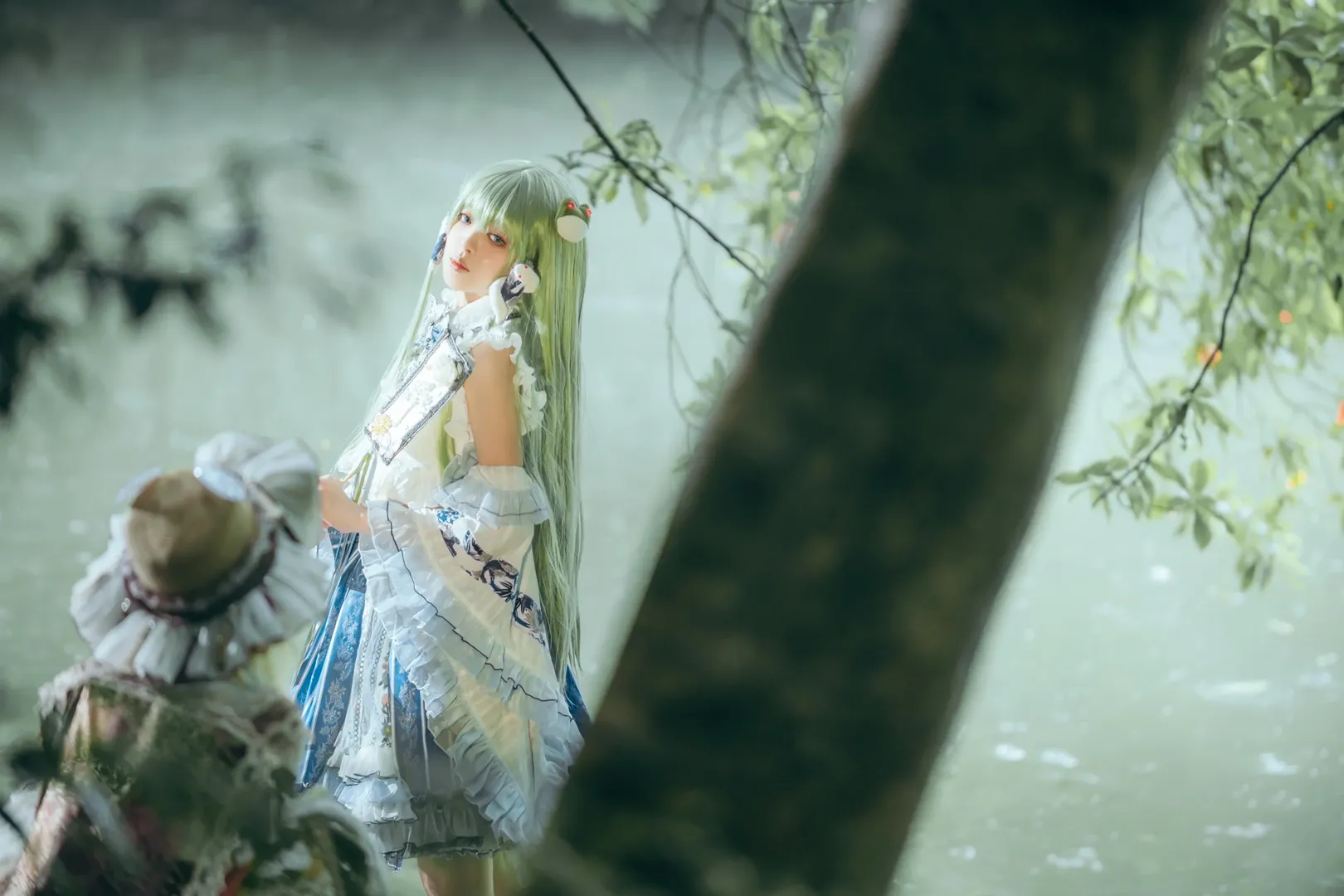【东风谷早苗cos】东方project雨幕中的守矢与青蛙神 - 第 6 张