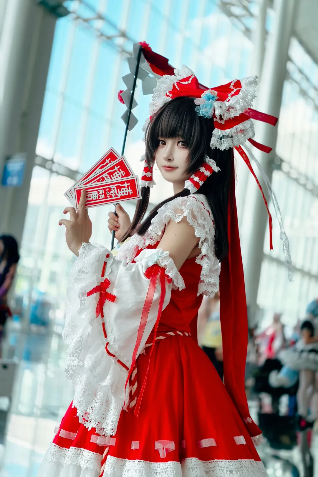 【博丽灵梦cos】散场时手机抓拍的最自然动态 - 第 2 张