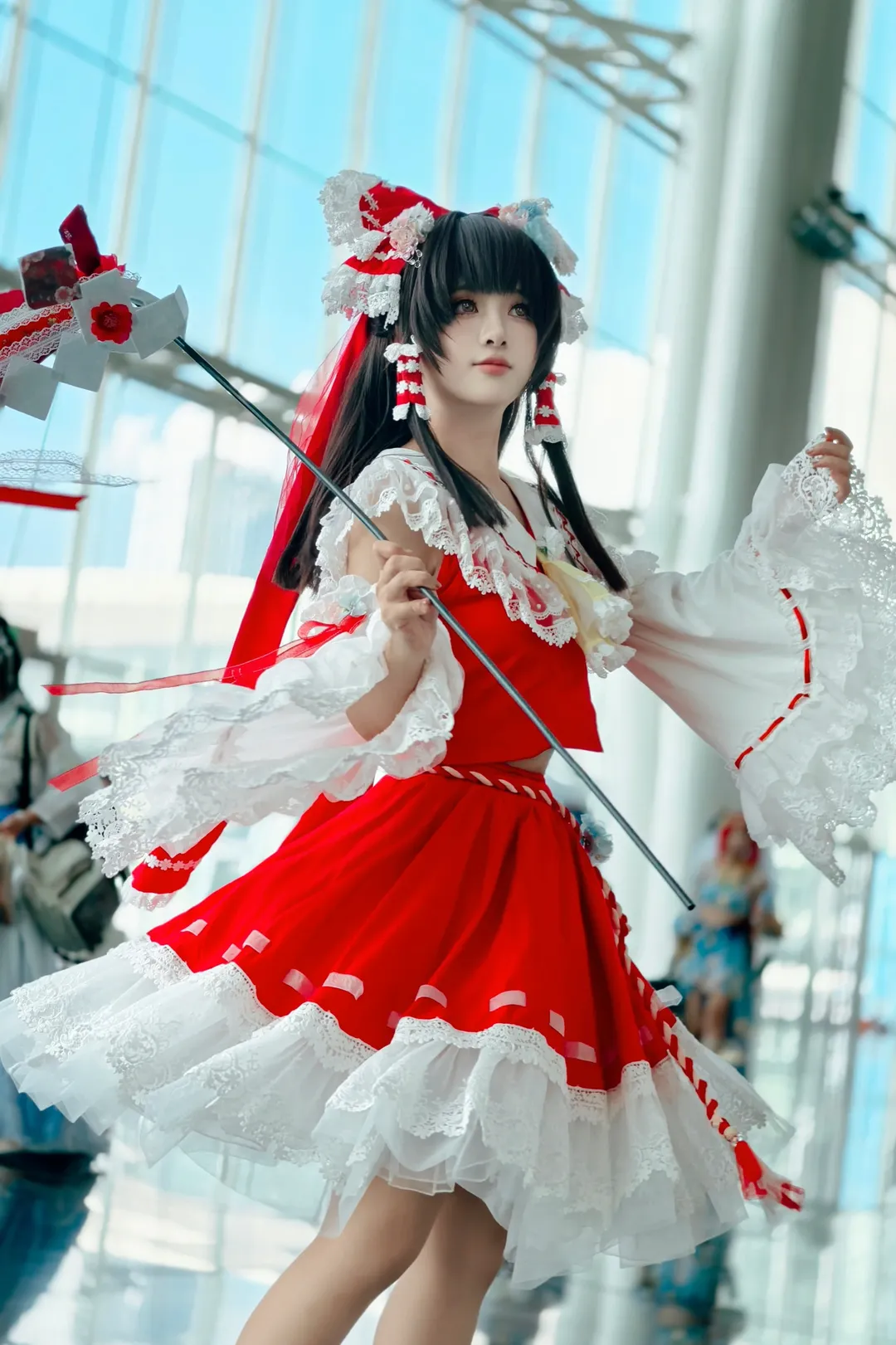 【博丽灵梦cos】散场时手机抓拍的最自然动态