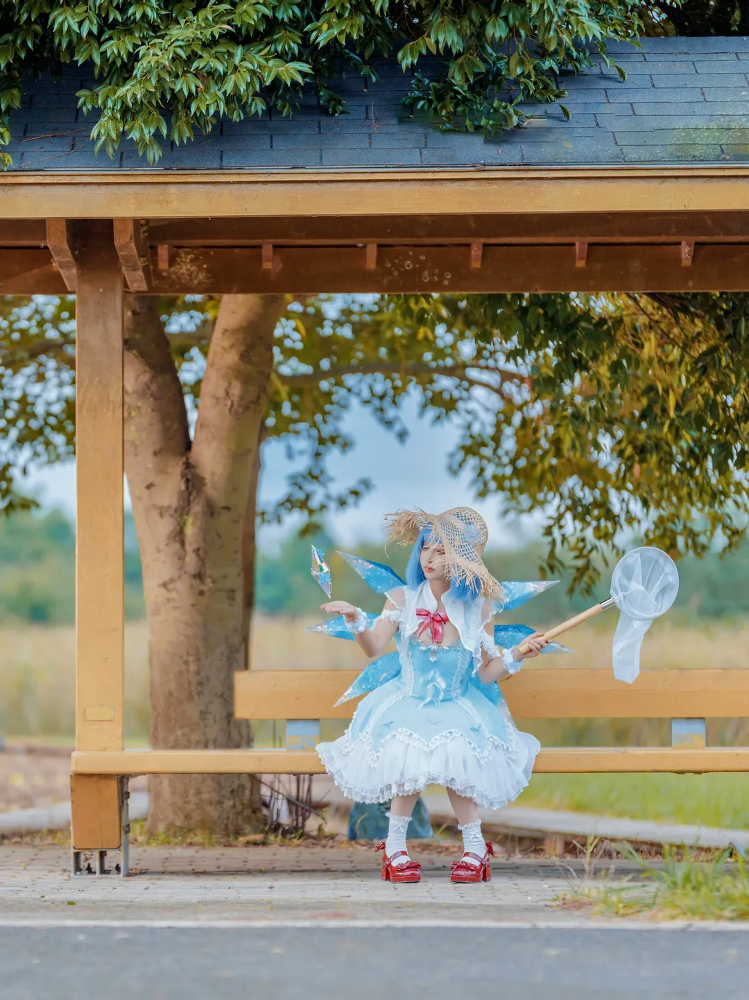 【Cirno cosplay】The Ice Fairy in Midsummer: Touhou Project Refreshing Summer Outdoor Photoshoot - Image 3