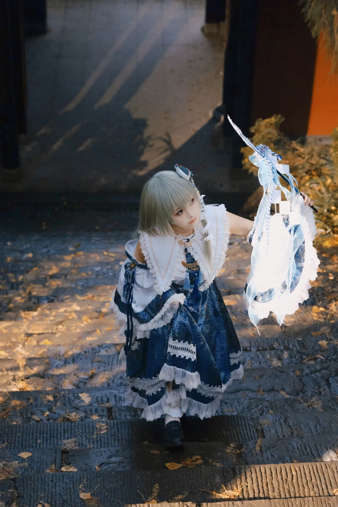 【东风谷早苗cos】秋日神社里那阵蓝白色的风 - 第 3 张
