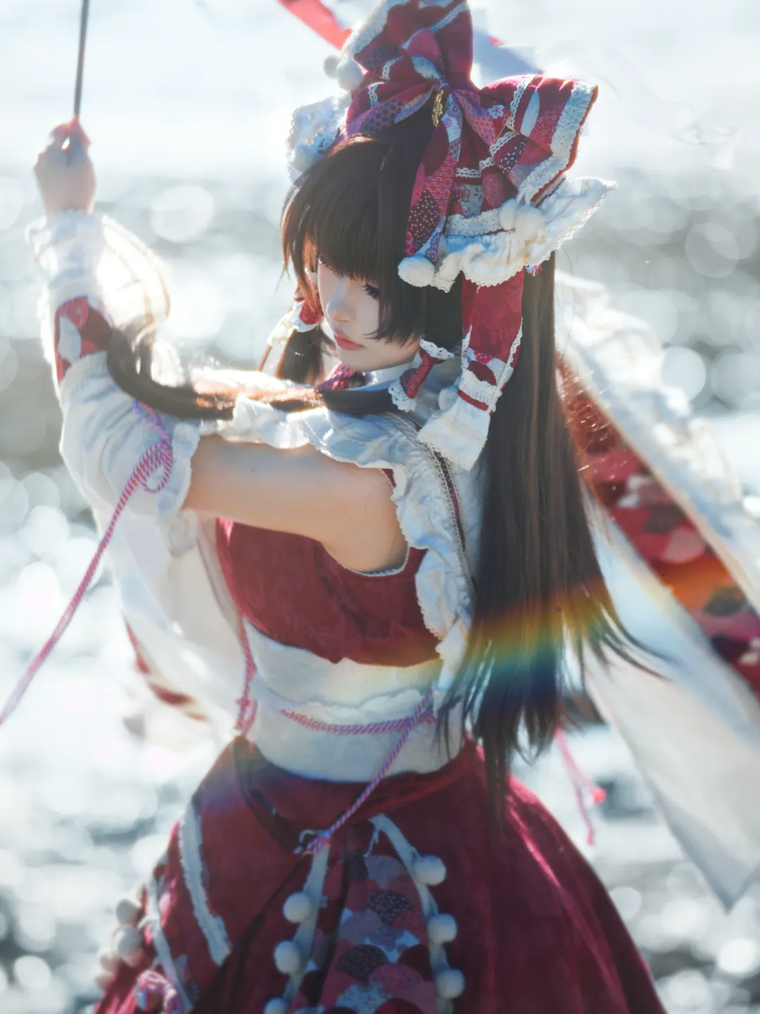 [Reimu Hakurei Cosplay] The Red-and-White Shrine Maiden under Backlight: The Stunning Moment of Rainbow hair tips - Image 1