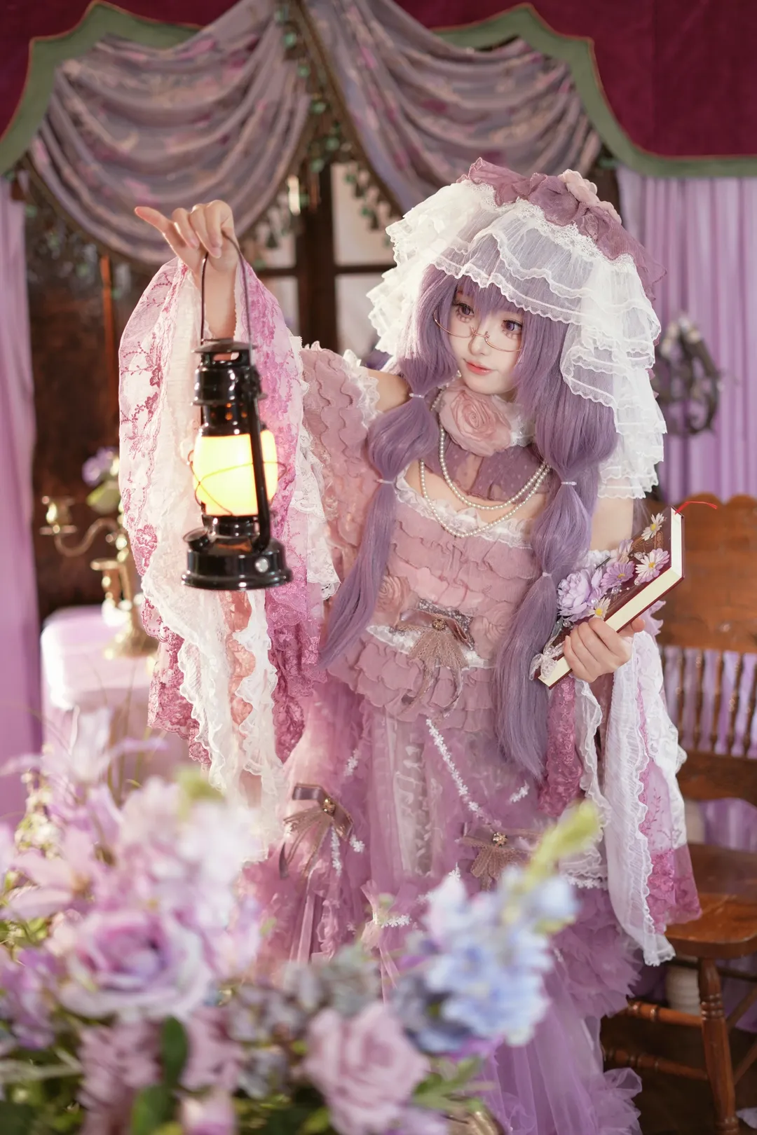 【帕秋莉·诺蕾姬cos】藏在花房里的魔女与东方Project的静谧午后 - 第 5 张