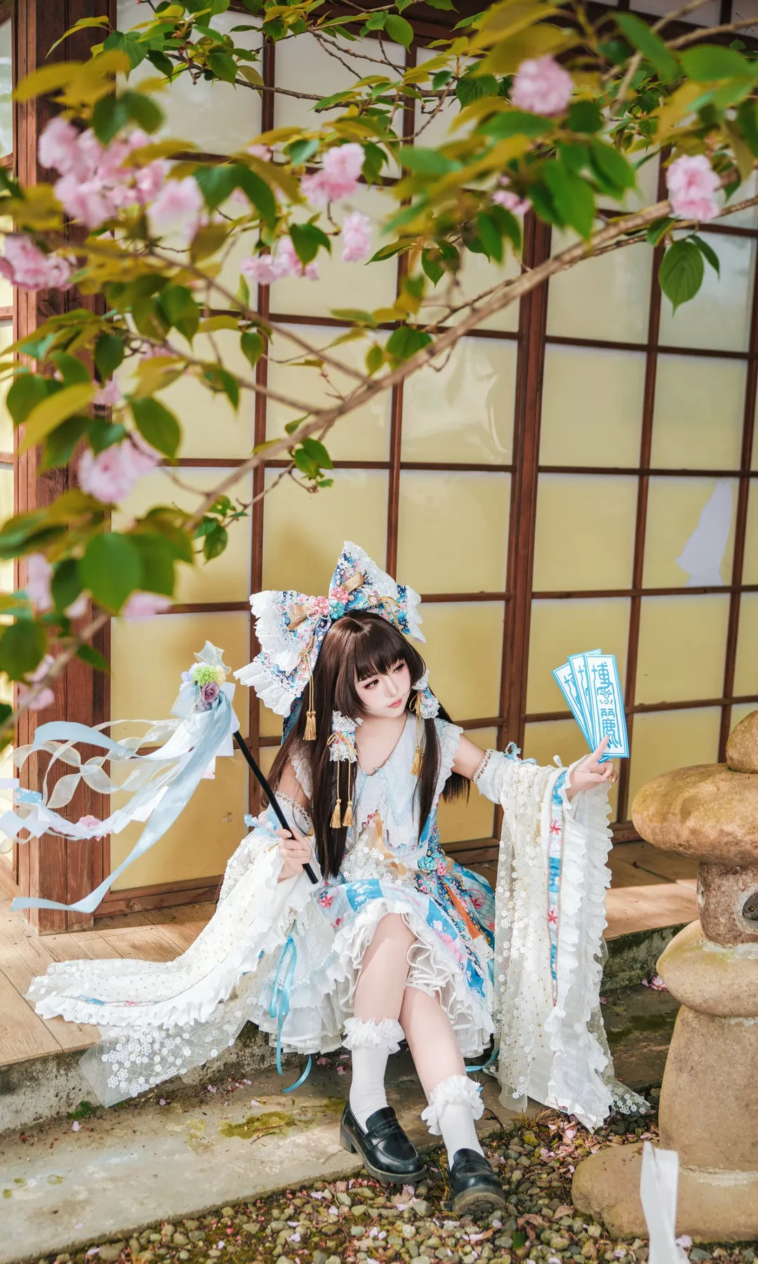 [Reimu Hakurei Cosplay] Azure Gensokyo: Intertwining Summer and Japanese Style - Image 5