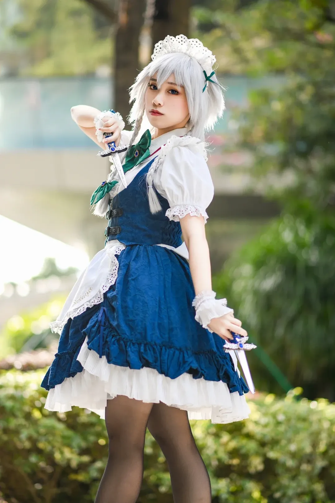 【十六夜咲夜cos】東方Project，廢墟里的絲襪特寫我很喜歡 - 第 8 張