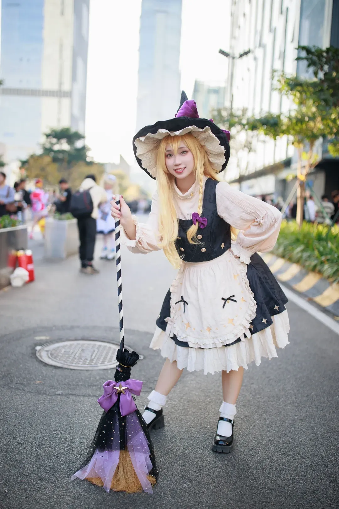 【魔理沙cos】萤火虫漫展上的东方project魔女 - 第 12 张