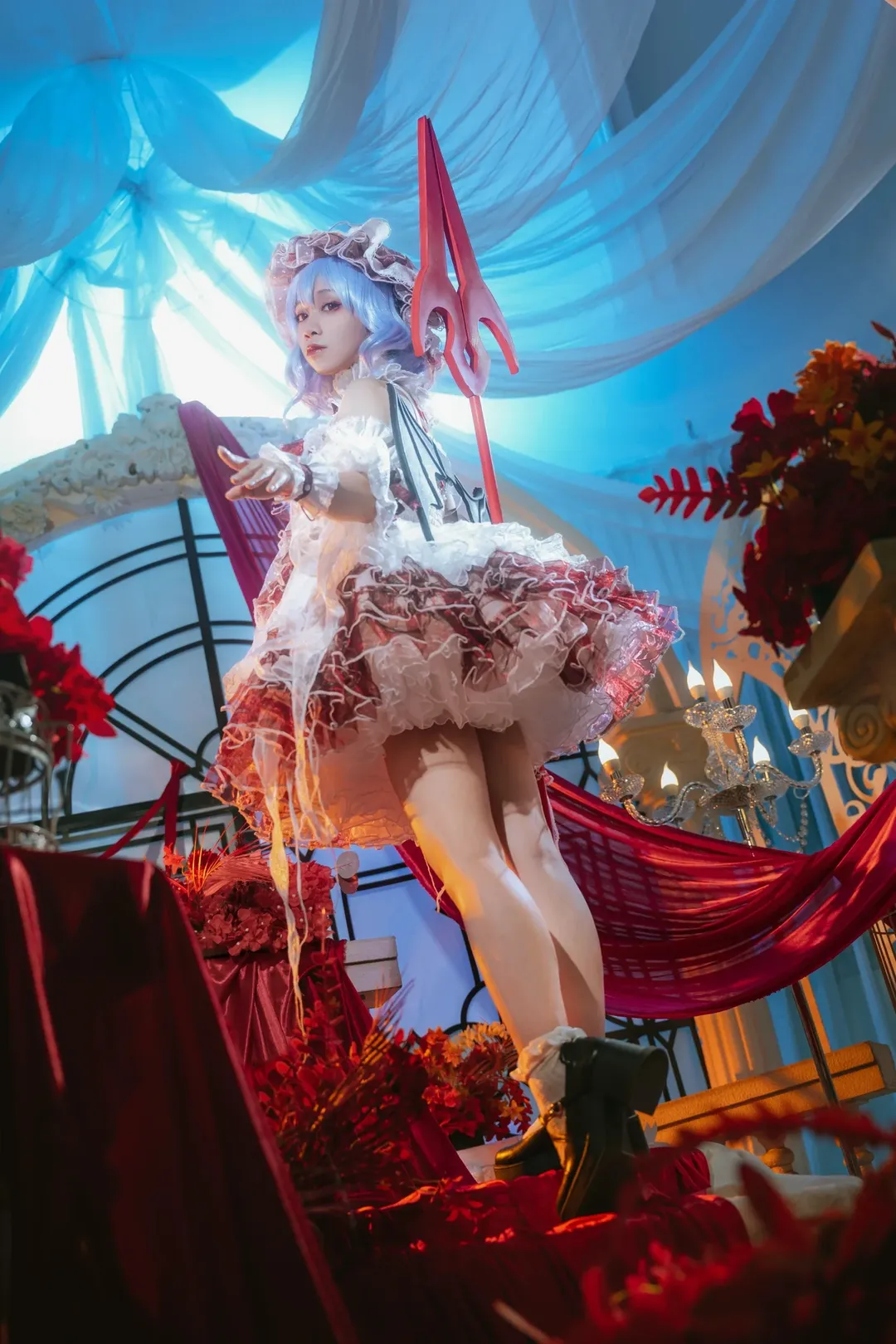 【蕾米莉亚cos】东方Project的暗夜女王，红白相间的哥特洋装 - 第 3 张