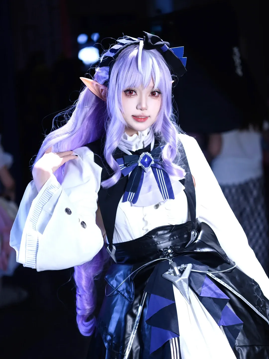 【ビビアン コスプレ】新エリー都で捉えた一抹の紫の幻影 - 1 枚目