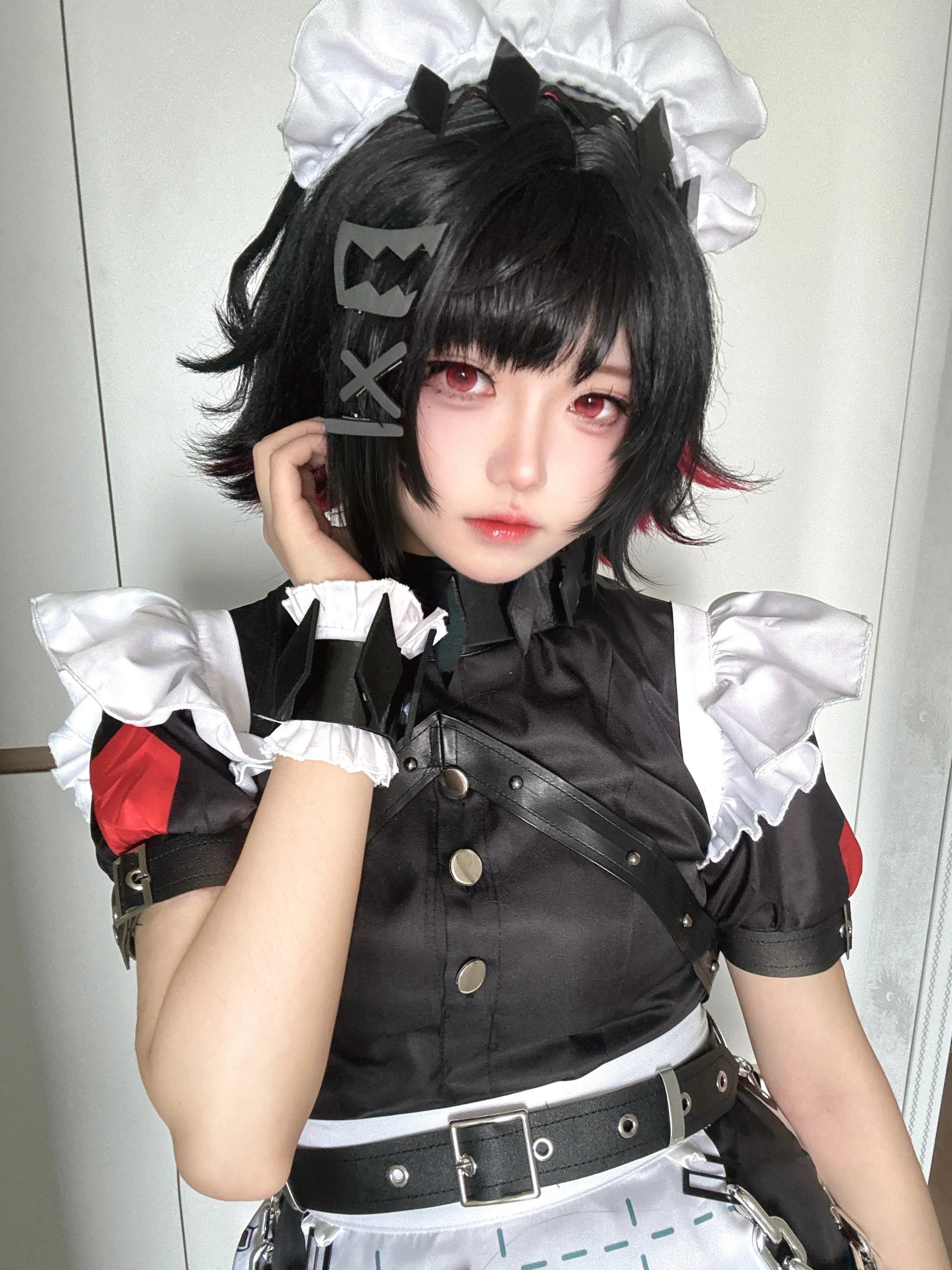【艾莲乔cos】绝区零维多利亚家政的鲨鱼妹营业中 - 第 4 张